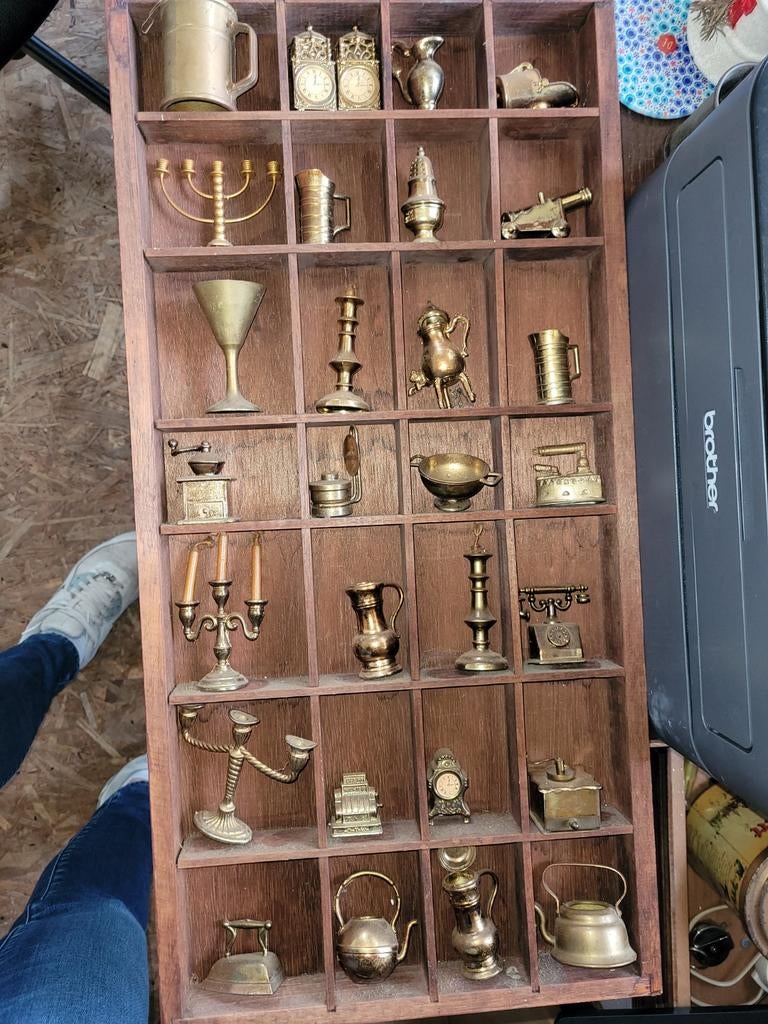 Letterbak met miniaturen, Ophalen of Verzenden