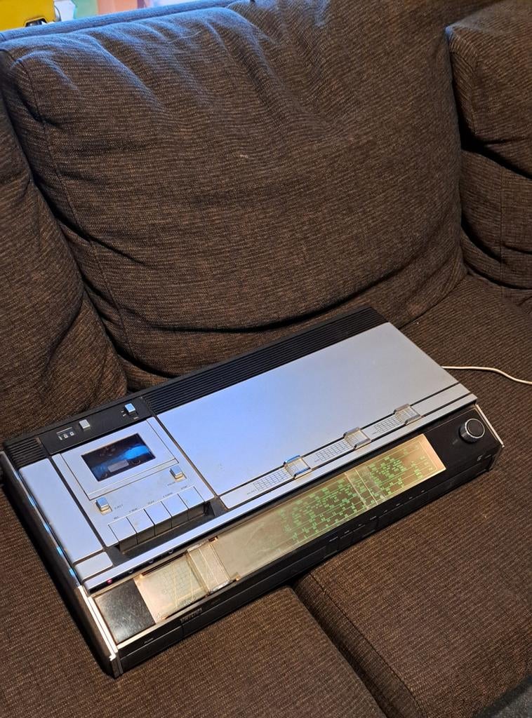 Philips radio cassette, Auto diversen, Ophalen of Verzenden, Gebruikt