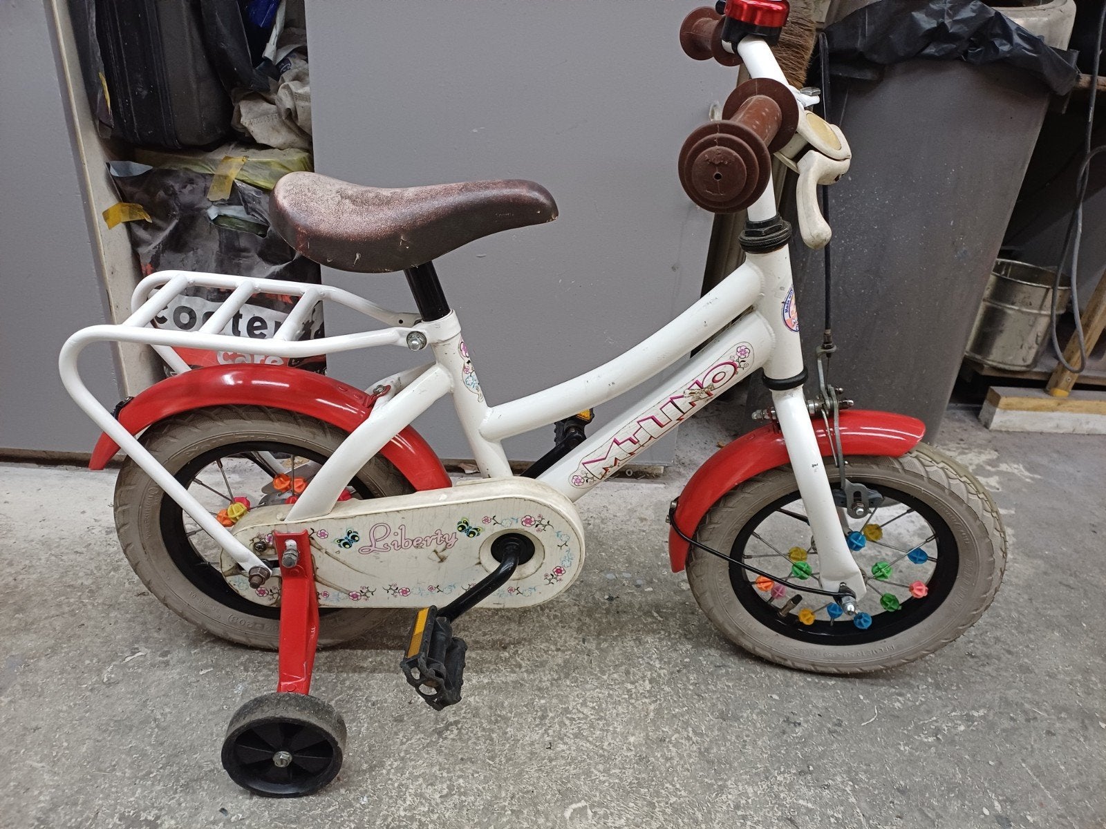 Kinderfiets 12 inch met zijwieltjes - Wit/Rood, Ophalen