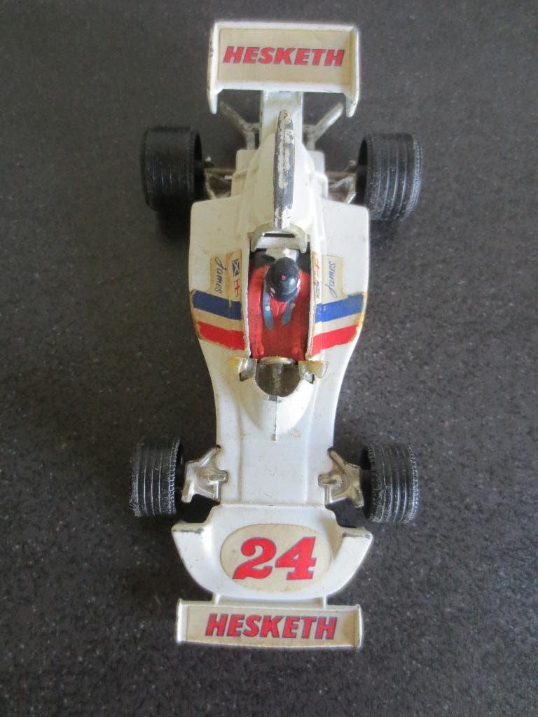 Speelgoed auto: Raceauto Corgi Hesketh - Ford 308, Ophalen of Verzenden, Gebruikt