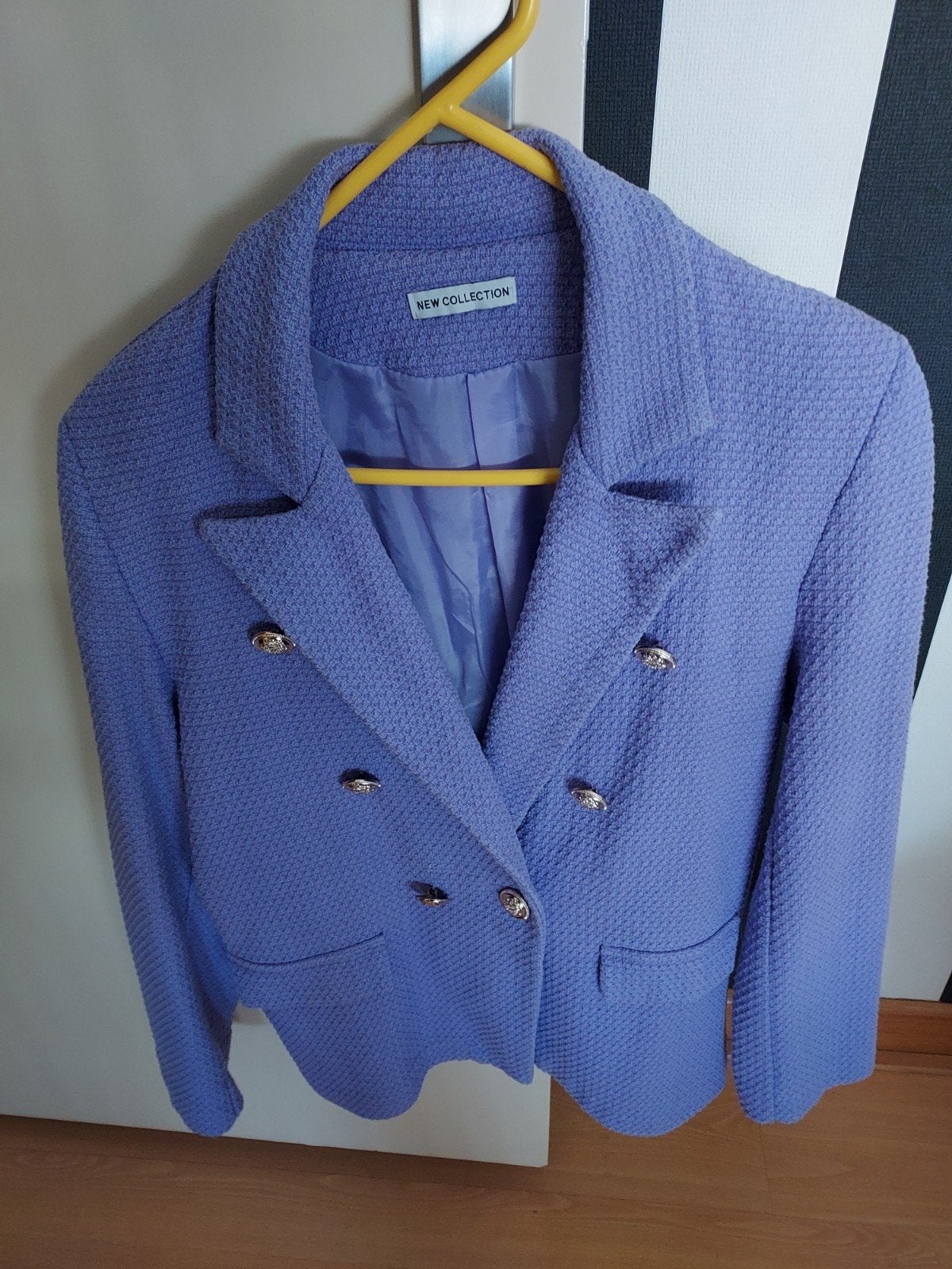 Lila blazer met gouden knopen - New Collection, Paars, Maat 42/44 (L), Ophalen of Verzenden, Zo goed als nieuw