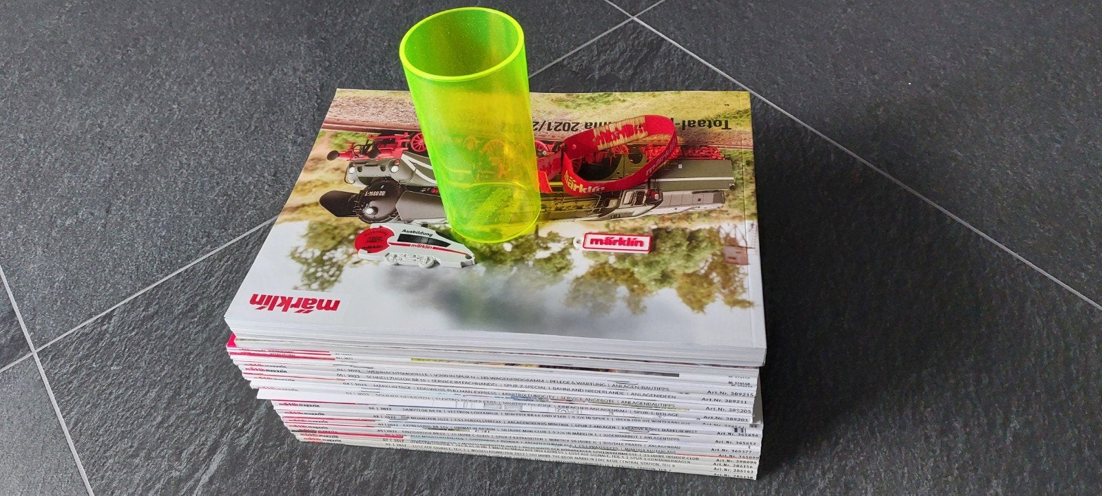 Kavel Märklin/ Trix Insider Club magazine en catalogi, IMA, Ophalen of Verzenden, Zo goed als nieuw