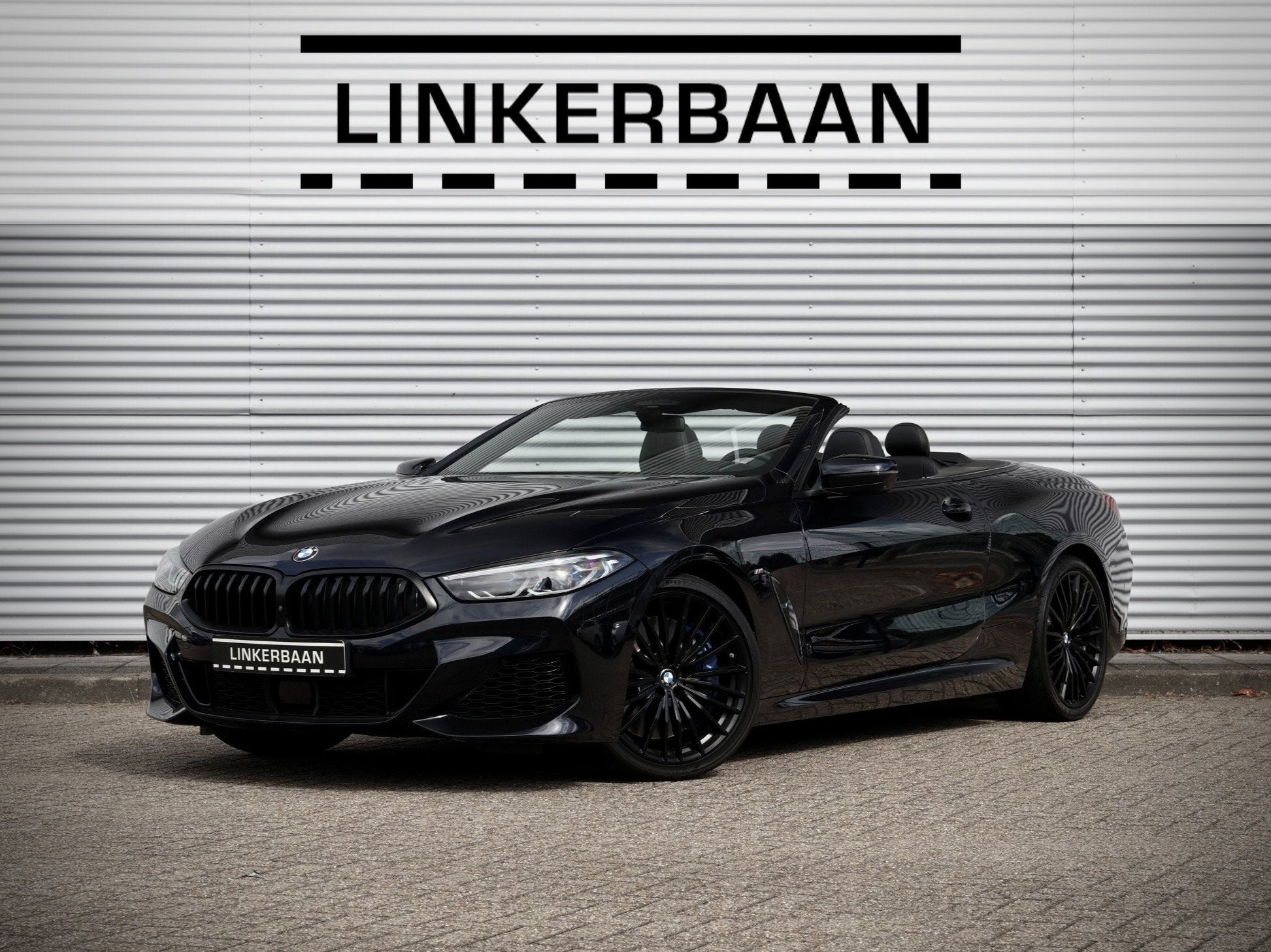 BMW 8 cabrio M850i xDrive M Sport | Full Option | Bowers & W, Auto's, Automaat, Cabriolet, 2135 kg, Zwart