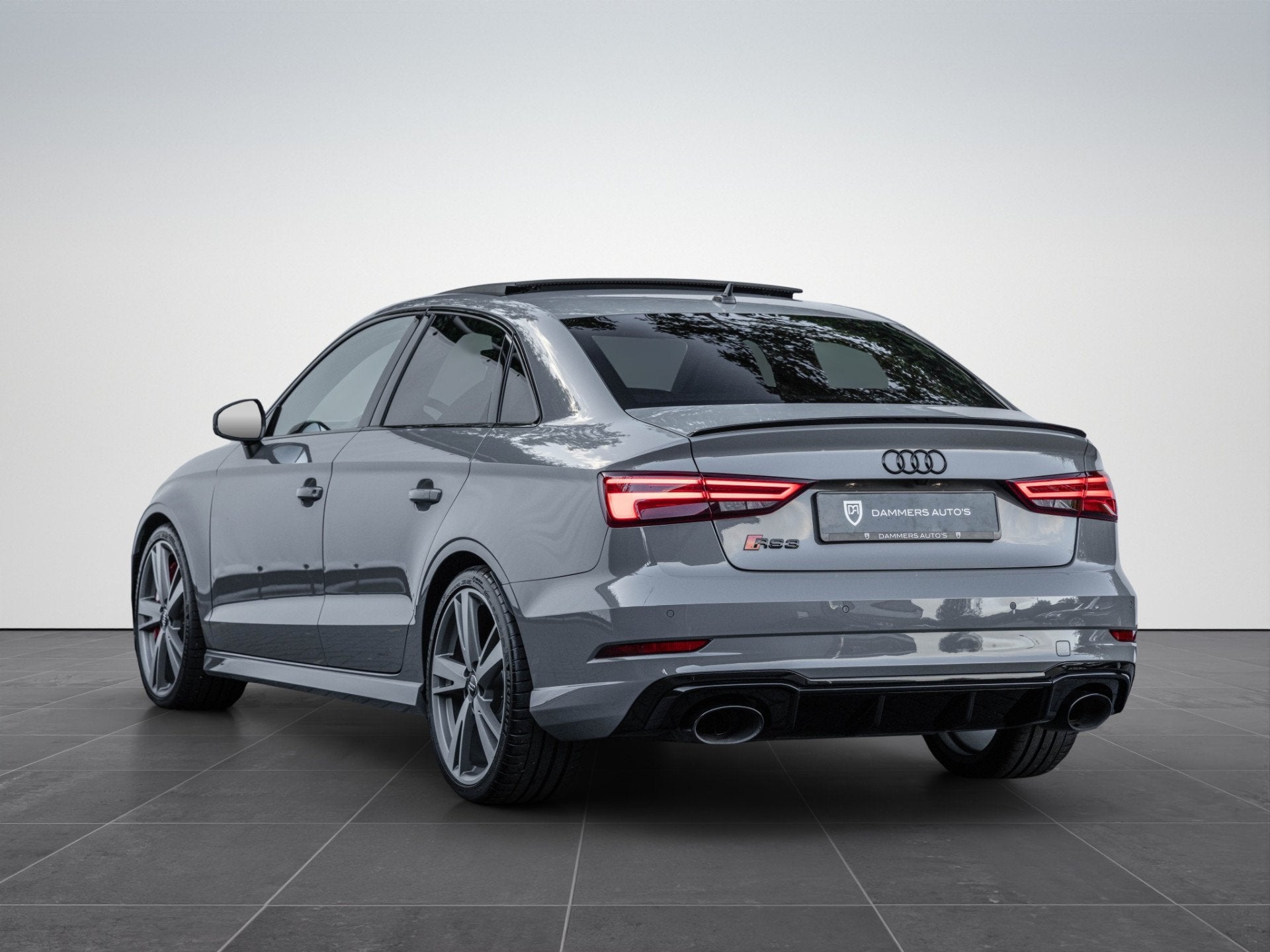 Audi RS3 Limousine 2.5 TFSI 400pk Quattro Pano B&O RS-stoele, Auto's, Automaat, Gebruikt, Euro 6, RS3