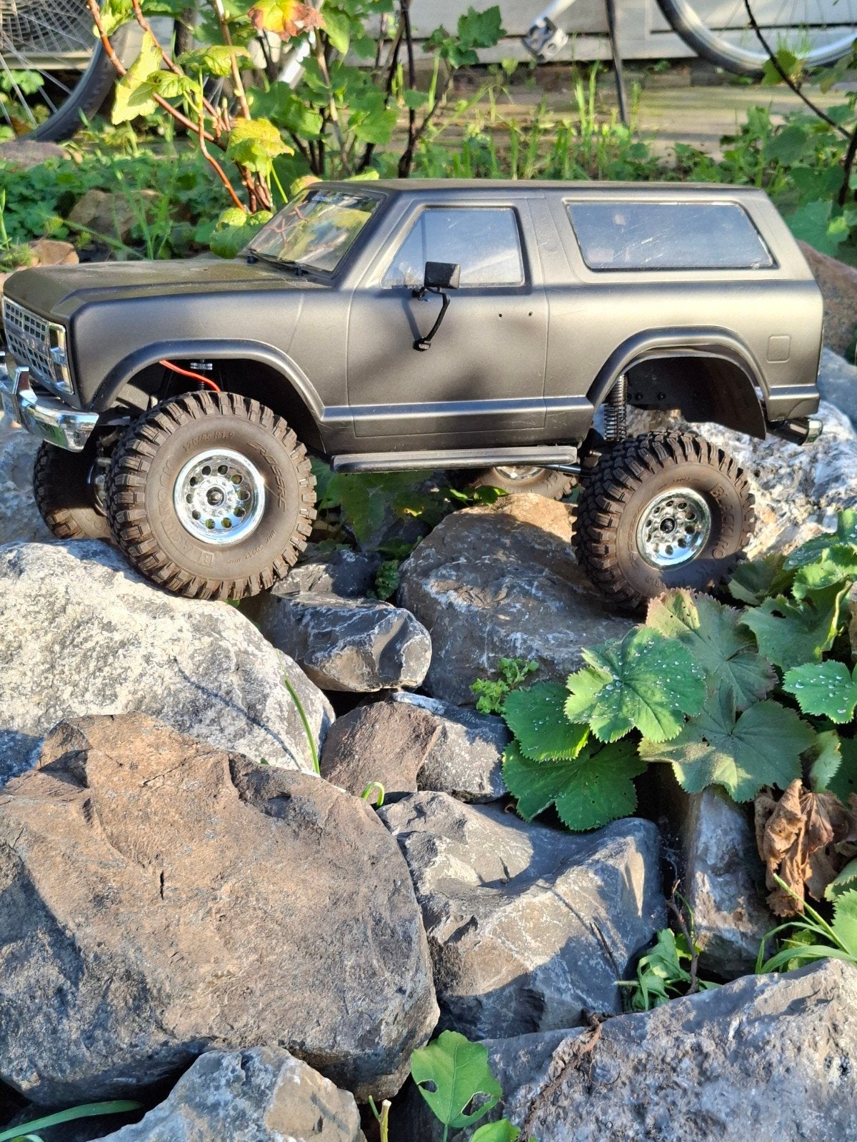 Cross-RC EMO AT4 1:10 RC Crawler - Zo goed als nieuw, Elektro, Auto offroad, Ophalen of Verzenden, Zo goed als nieuw