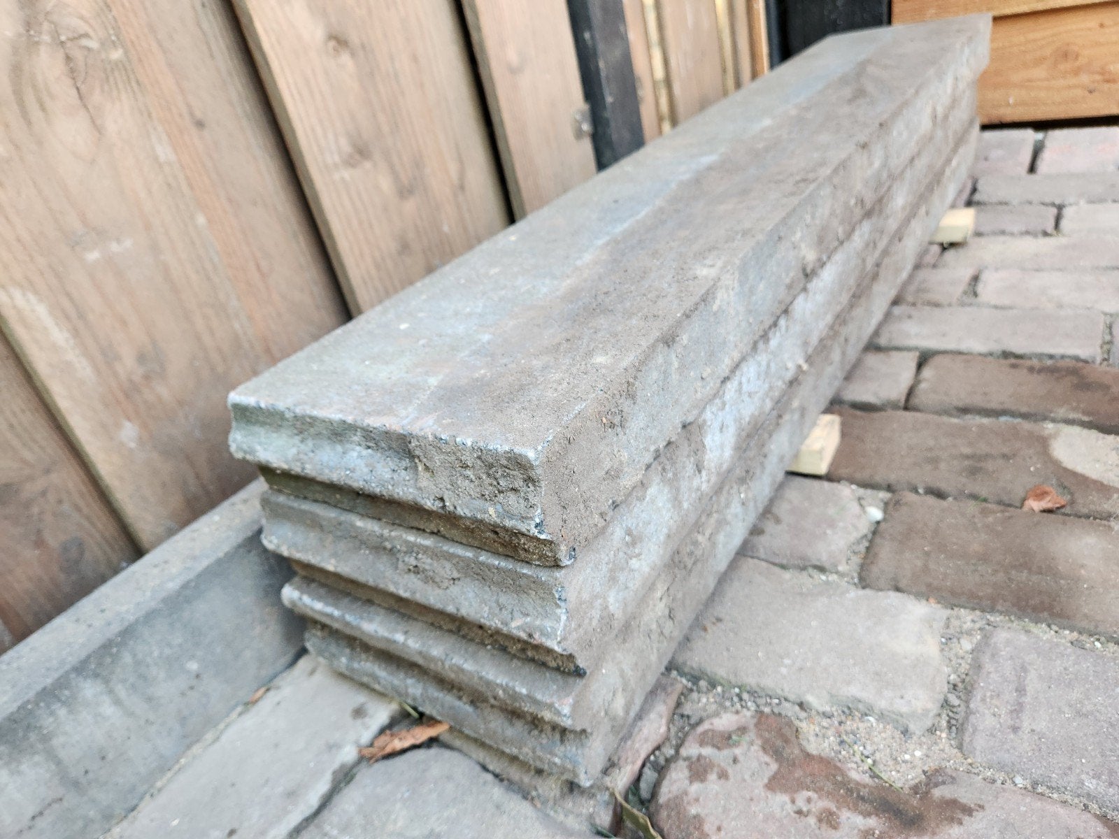 3 stuks opsluitbanden 100x20 grijs (gratis af te halen), Ophalen