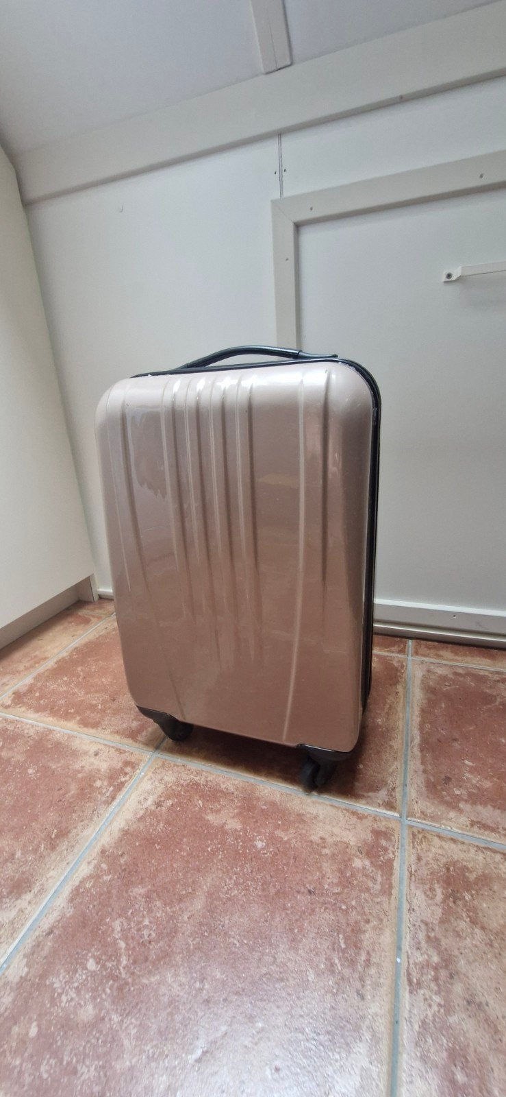Leonardo Handbagage Koffer - Champagnekleurig, Ophalen, Uitschuifbare handgreep, Gebruikt, Minder dan 40 cm