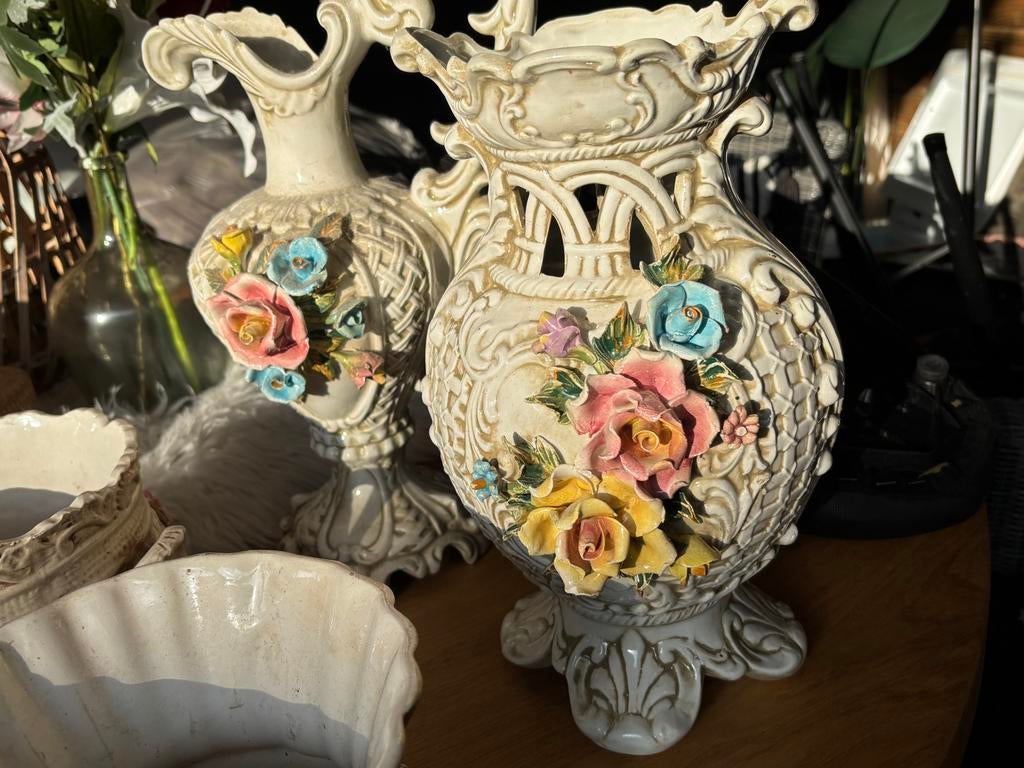 Set van 4 Bassano vazen en potten met bloemen, Antiek en Kunst, Antiek | Vazen, Ophalen of Verzenden