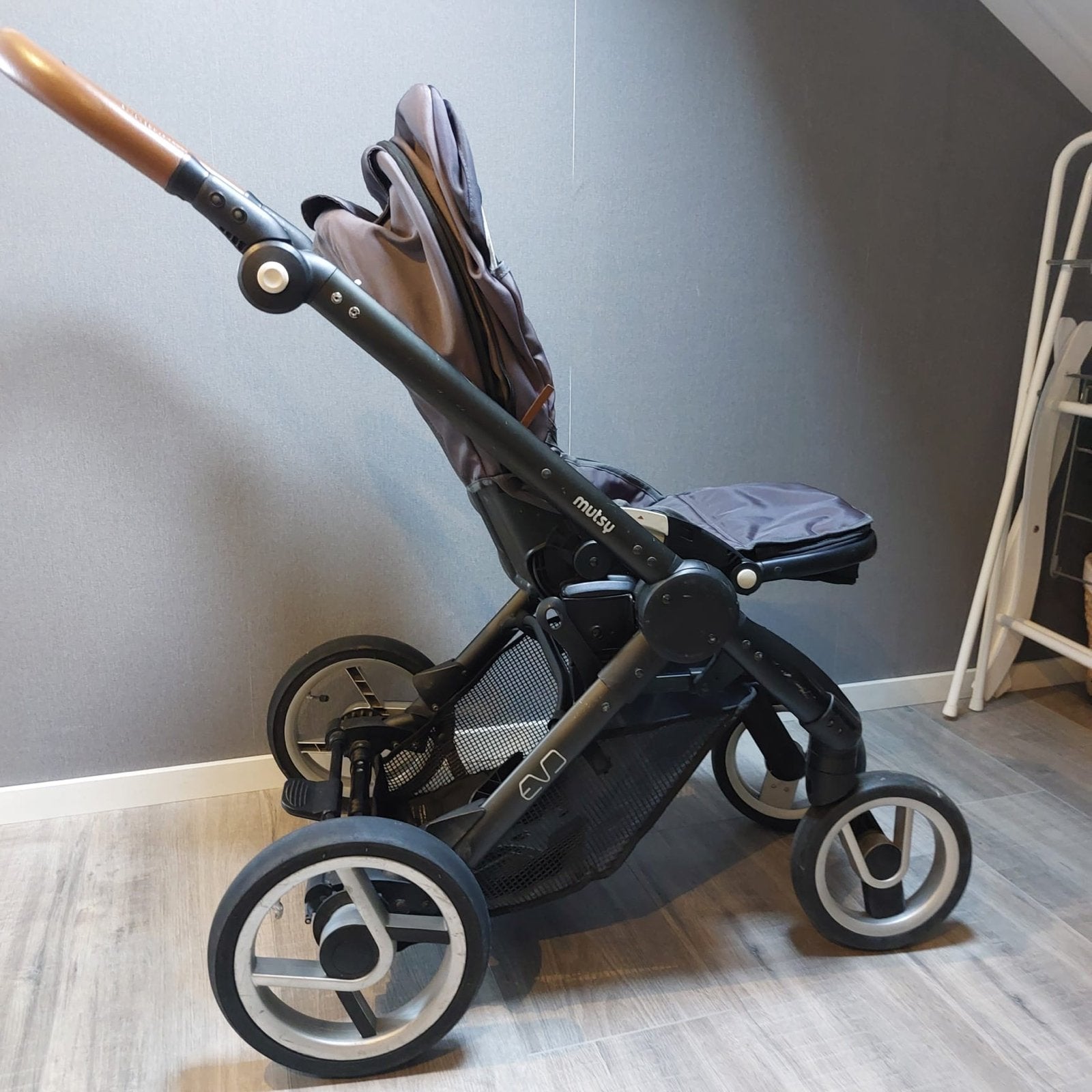 Mutsy Evo Kinderwagen Set, Gebruikt, Met reiswieg, Mutsy, Ophalen