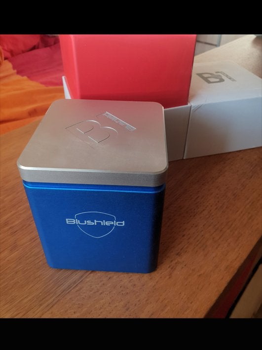 Blushield Premium Cube B1 - antistraling - 5G bescherming, Ophalen of Verzenden, Nieuw, Overige accessoires