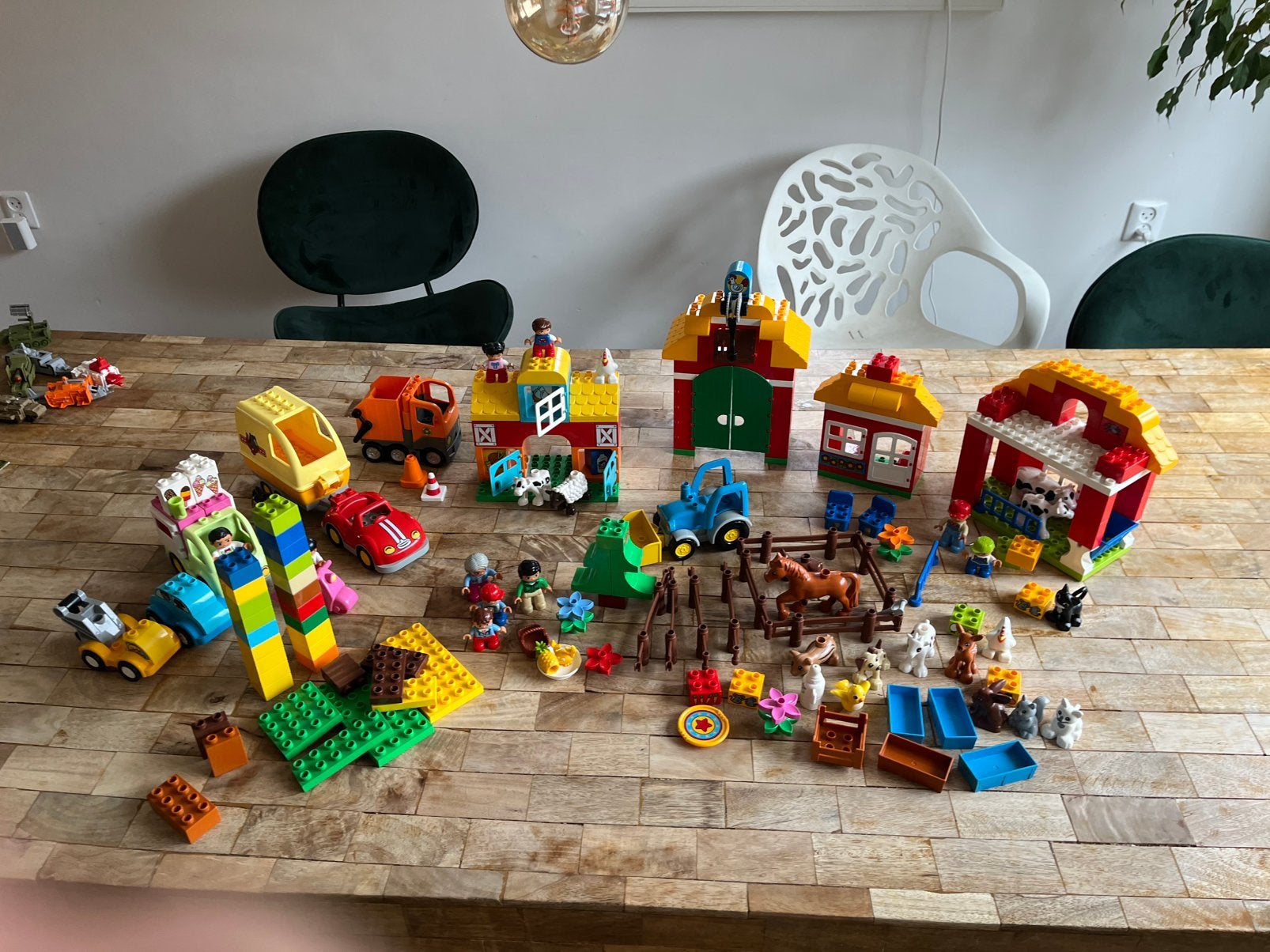 Grote set LEGO Duplo boerderij en voertuigen, Kinderen en Baby's, Speelgoed | Bouwstenen, Ophalen of Verzenden, Gebruikt, Overige merken