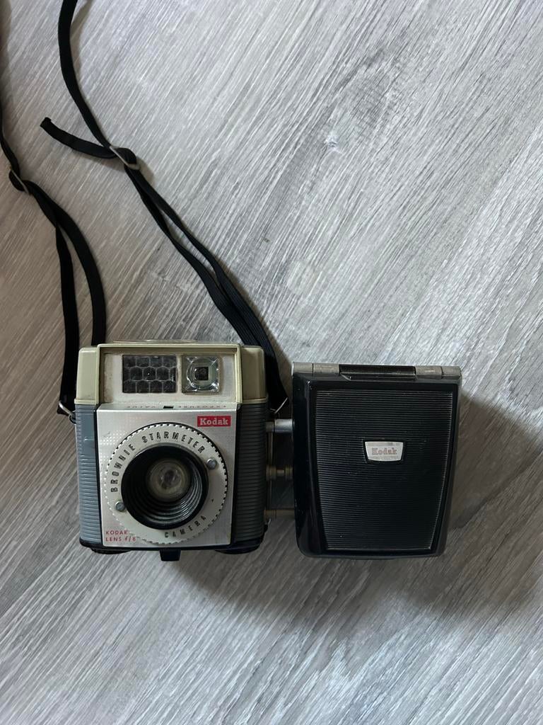 Vintage Kodak Brownie Starmeter Camera met flitser, Ophalen of Verzenden, Gebruikt, Compact, Kodak