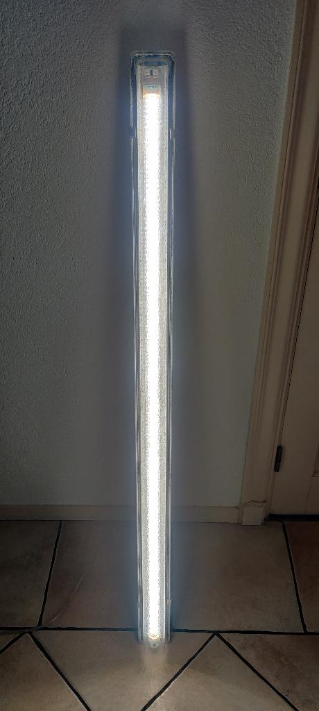 LED LICHT BALK (Buis + Armatuur) 18W, 6000K Daglicht!!, Ophalen, Zo goed als nieuw