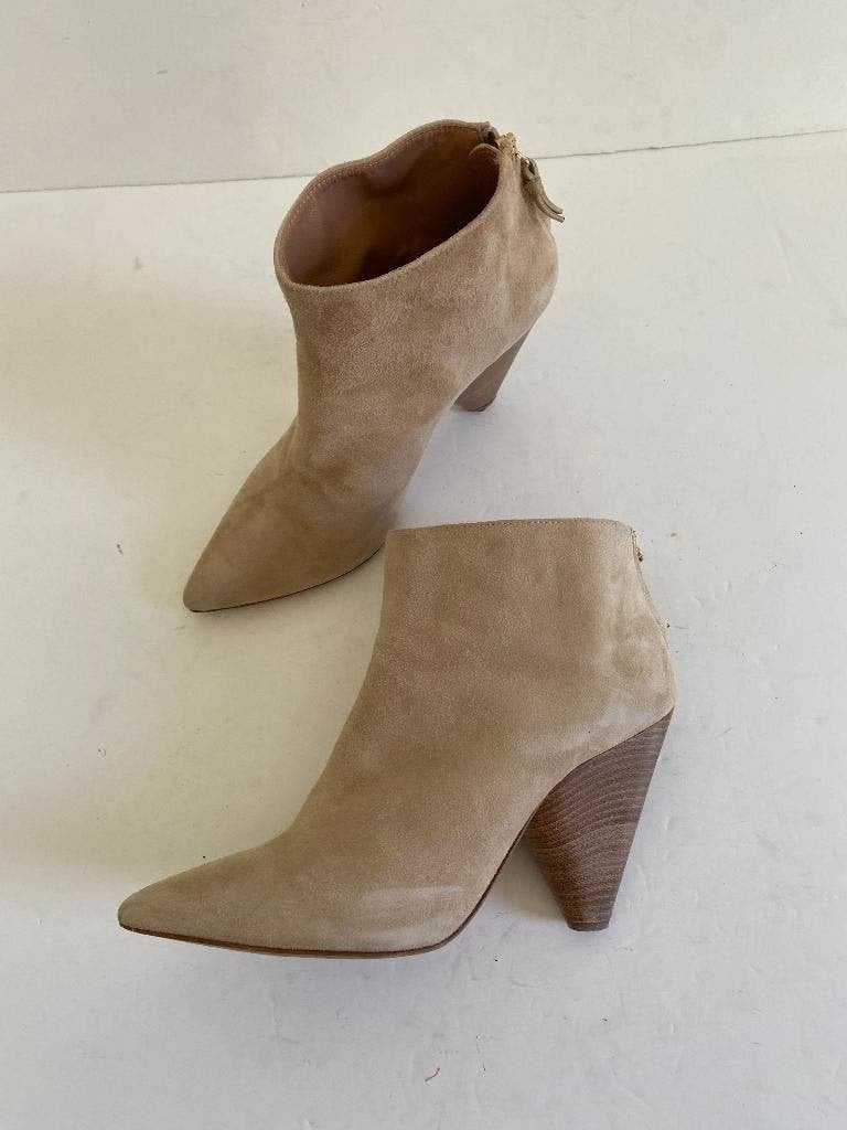 K175 Twinset mt. 39 suede leren lage laarsjes beige leer hak, Kleding | Dames, Twinset, Beige, Ophalen of Verzenden, Zo goed als nieuw