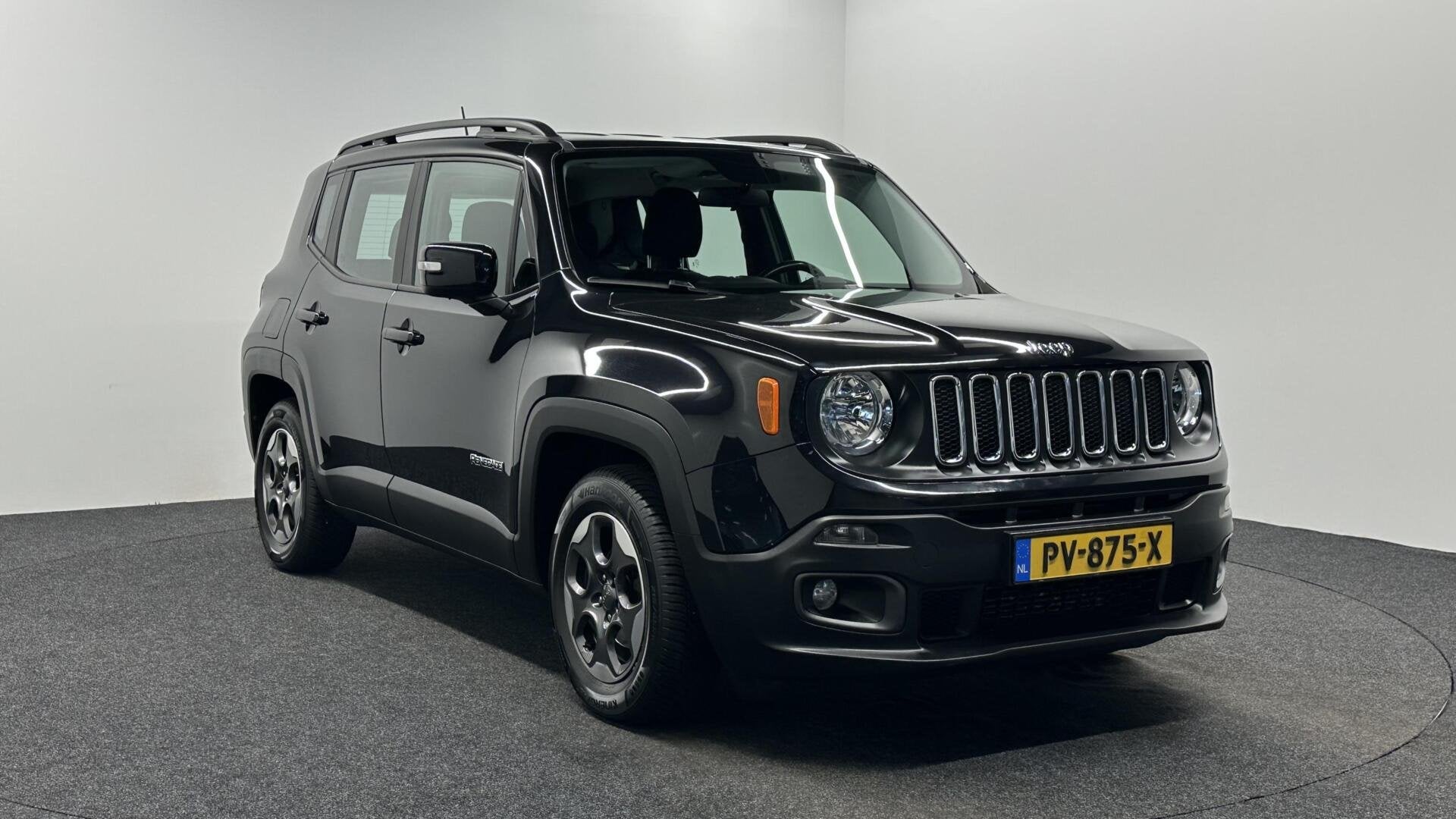 Jeep Renegade 1.4 MultiAir Night Eagle TREKHAAK NAVI CRIOSE, Stof, Gebruikt, 4 cilinders, Met garantie (alle)
