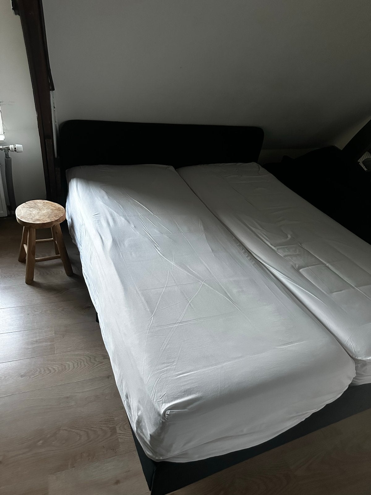 Ikea Slattum gestoffeerd bed - Tweepersoons, Ophalen, Zwart, Tweepersoons, 140 cm