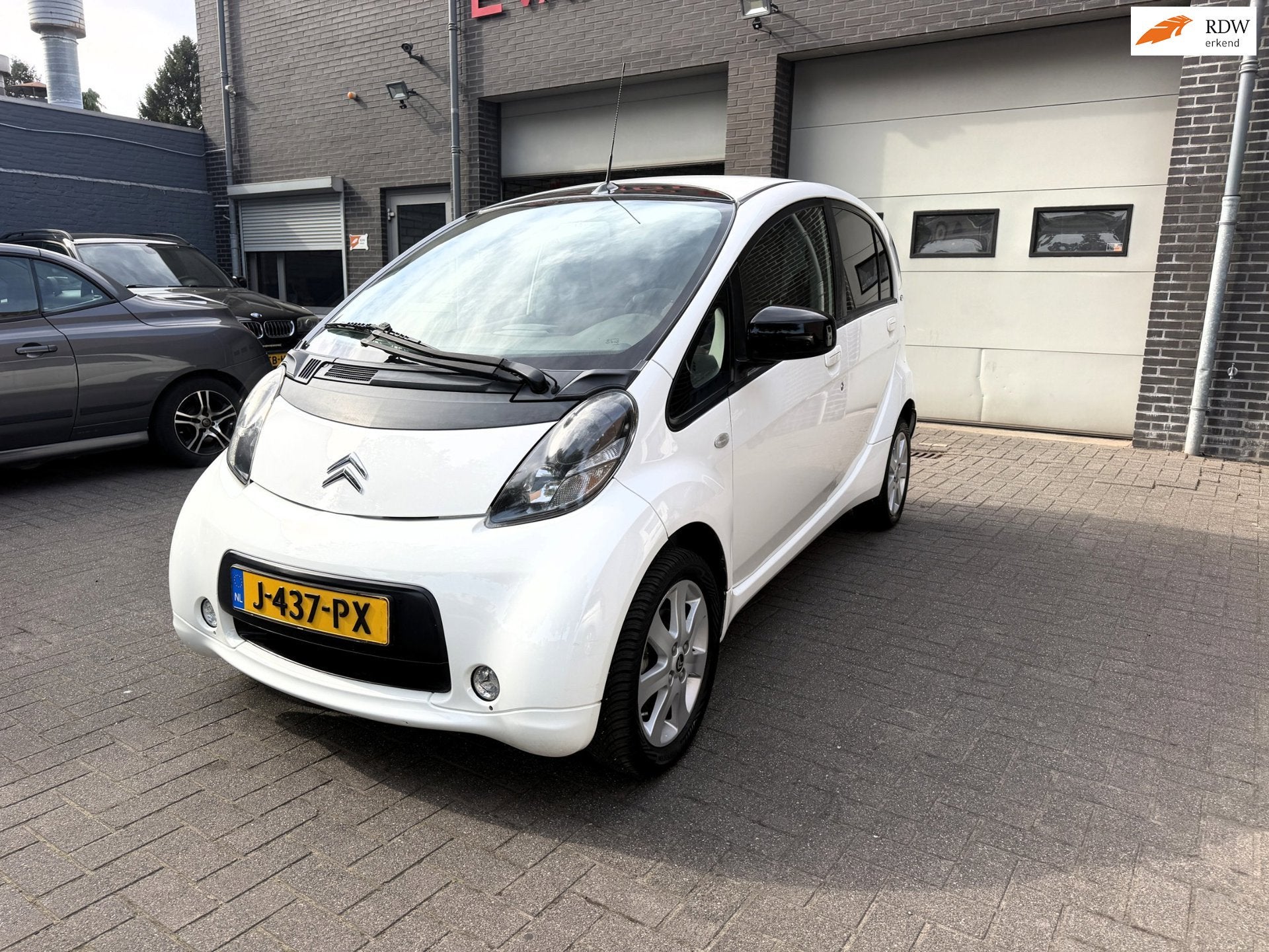 Citroen C-Zero 4-persoons 16 kWh automaat, Auto's, Achterwielaandrijving, 16 kWh, 4 stoelen, Wit