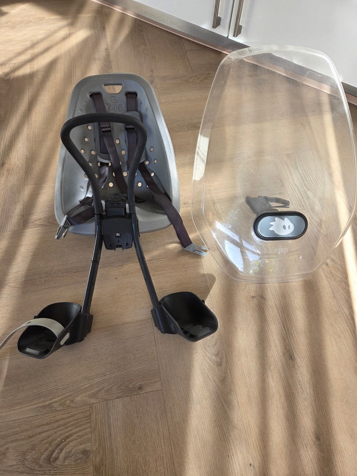 Yepp voorzitje inclusief 2 adapters en windscherm, Ophalen, Yepp, Voorzitje, 0 t/m 13 kg