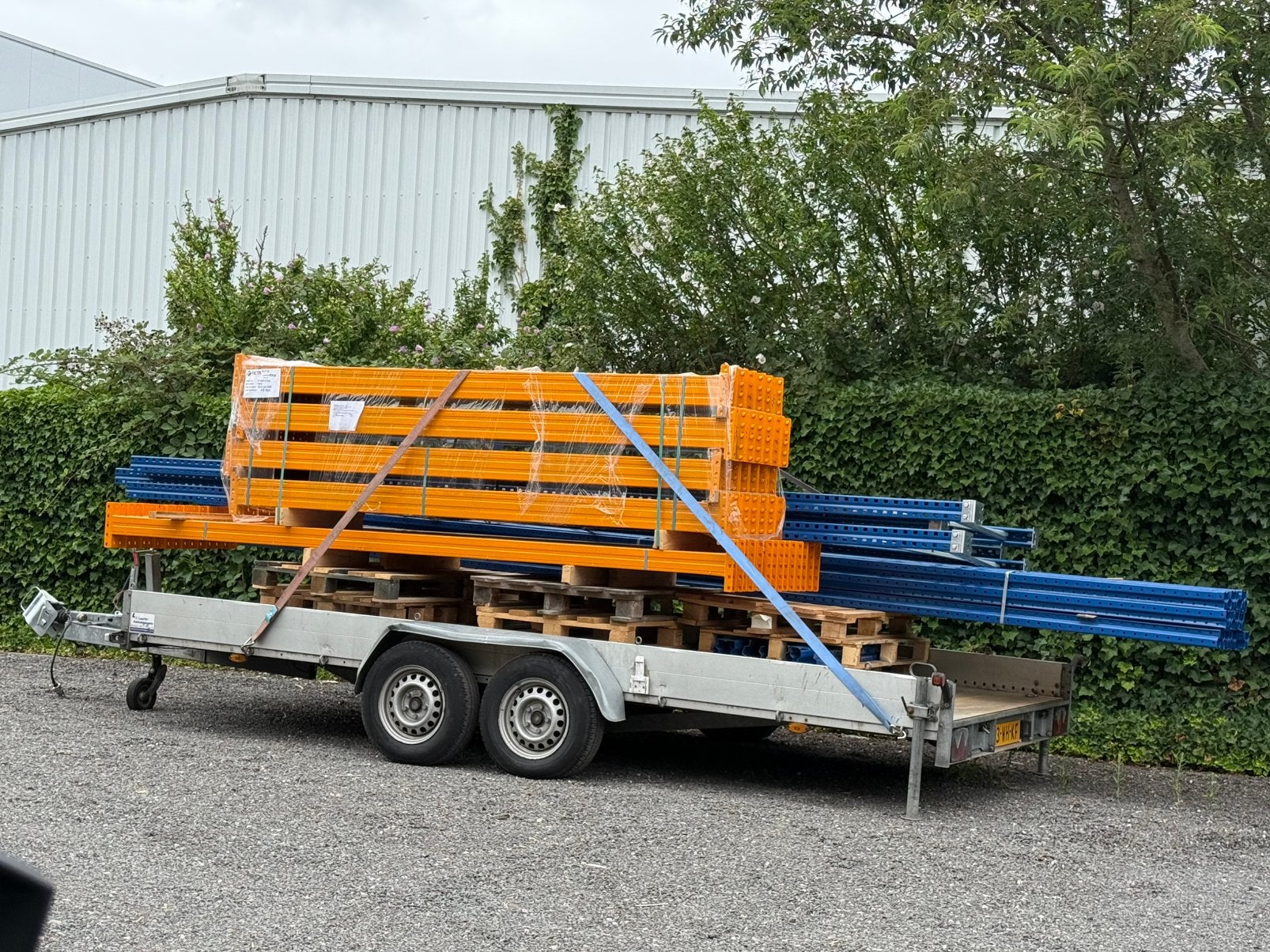 Palletstellingen, Ophalen