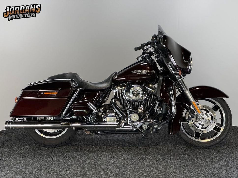 *VERKOCHT* HARLEY-DAVIDSON STREET GLIDE FLHX 103 | J&H | 5HD, 2 cilinders, 1690 cc, HARLEY-DAVIDSON, Chopper