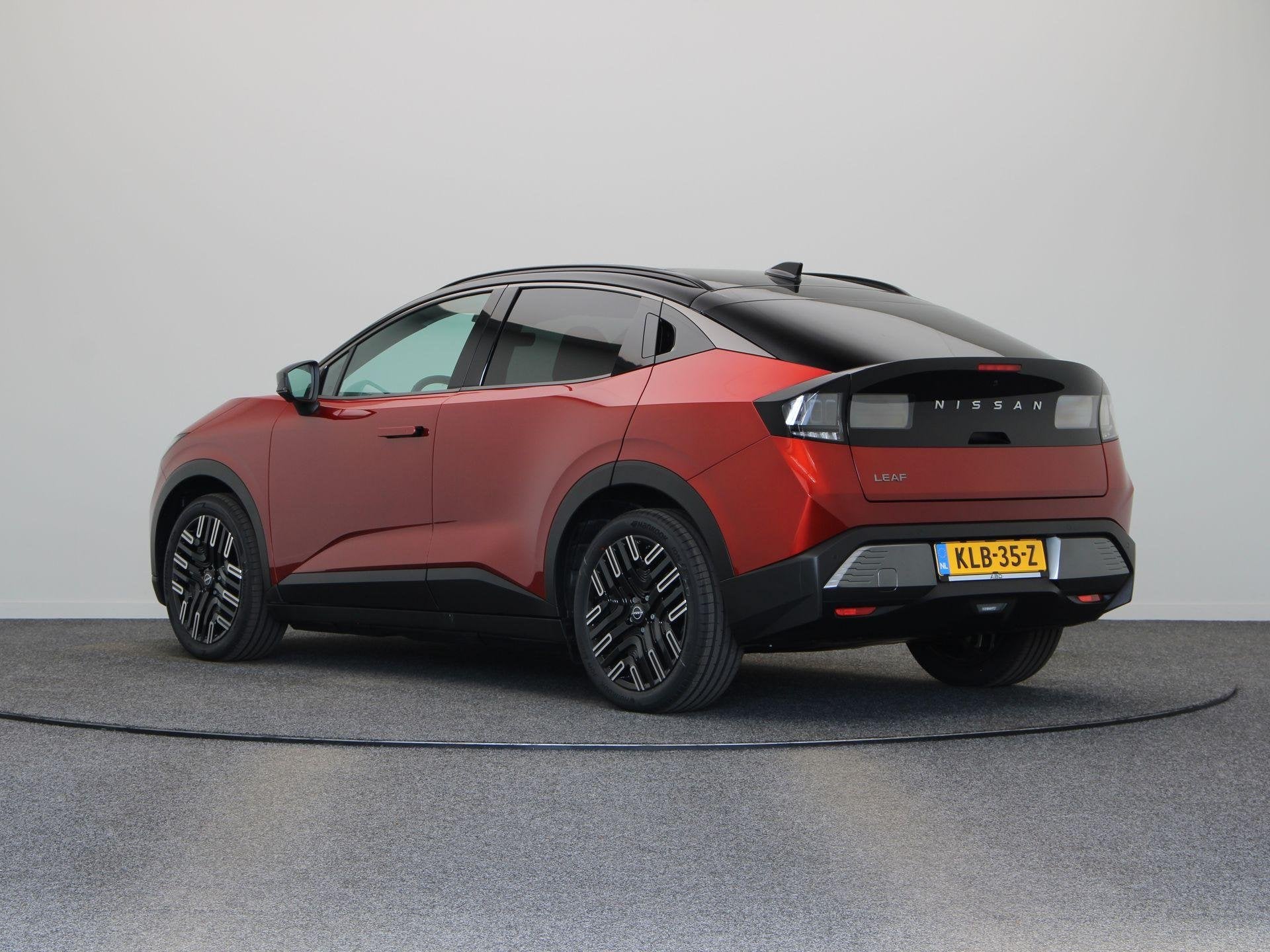 Nissan LEAF Evolve 52 kWh | Panoramadak | 445km WLTP | Bose, Auto's, Dealer onderhouden, 451 km, 177 pk, Te koop