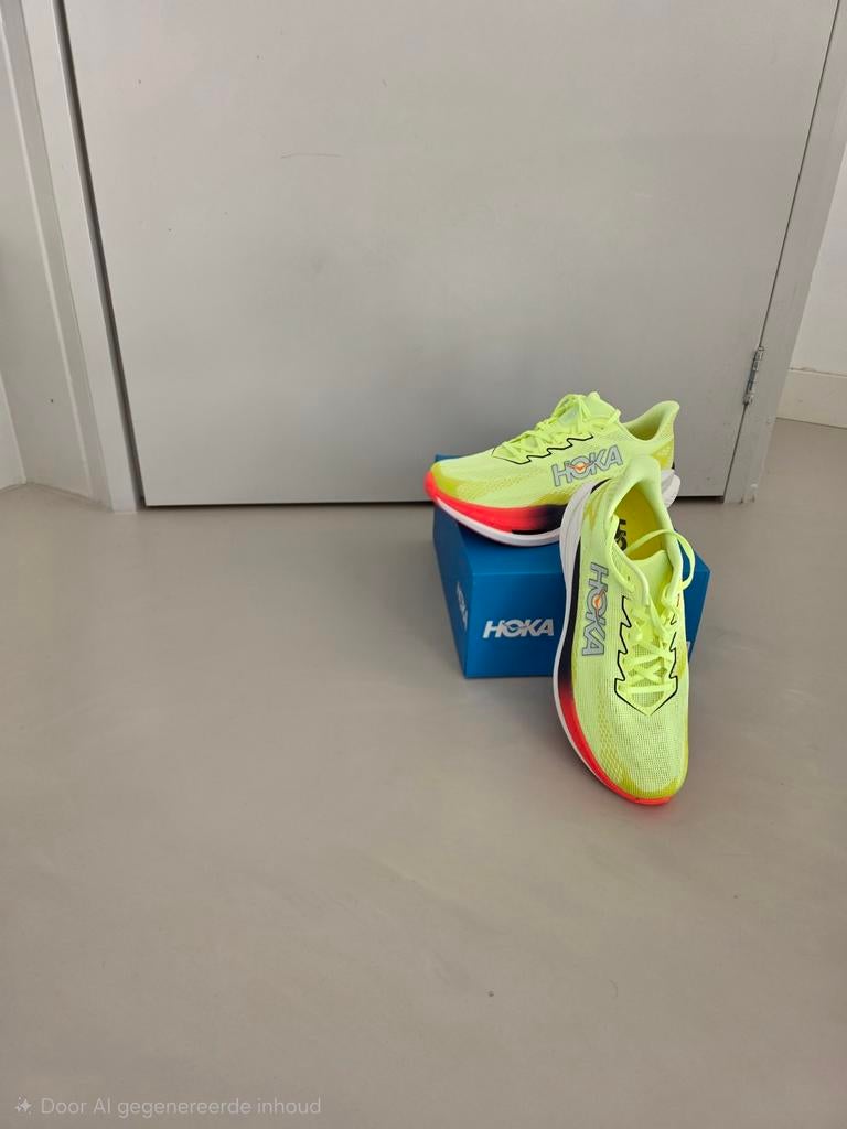 Hoka Mach X3 hardloopschoenen met nylonplaat - Maat 44, Sport en Fitness, Loopsport en Atletiek, Overige merken, Hardloopschoenen