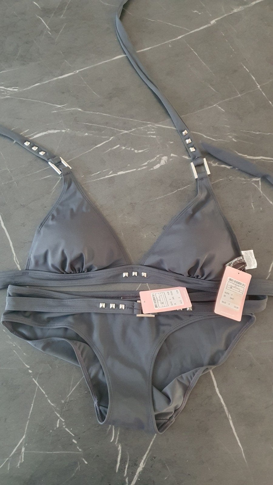 Hunkemöller Bikini Set - Nieuw met studs, Kleding | Dames, Verzenden, Zwart, Nieuw, Bikini