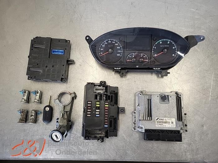 Kontaktslot + computer van een Iveco New Daily, Gebruikt, -, Overige automerken, -
