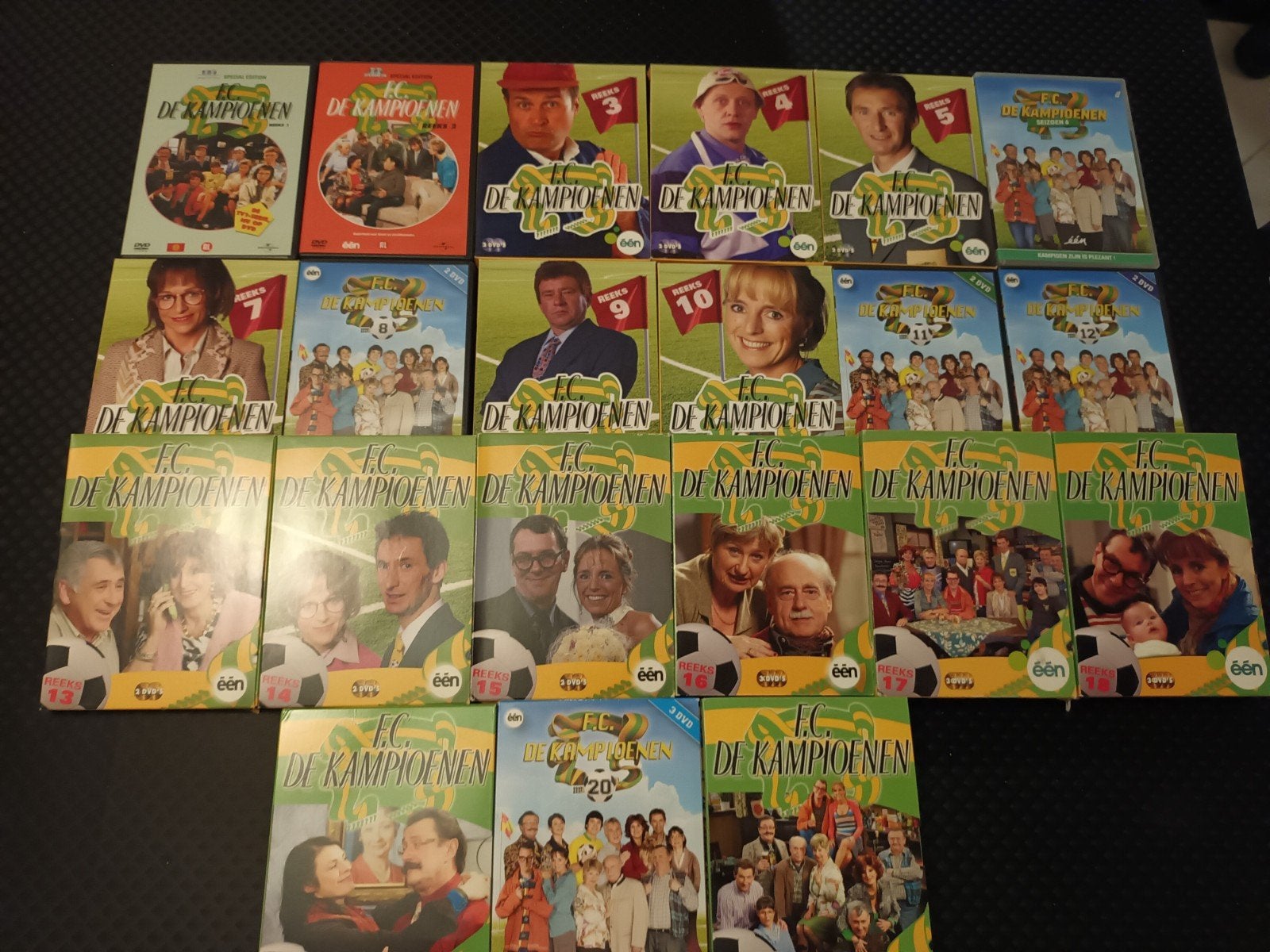 dvd complete reeks 21 seizoenen Fc de Kampioenen, Cd's en Dvd's, Dvd's | Tv en Series, Ophalen of Verzenden