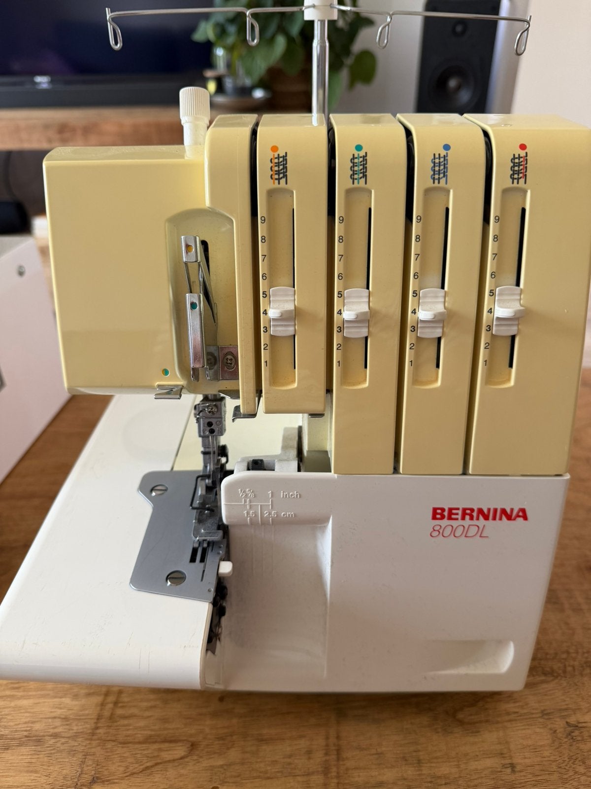 Bernina overlock machine, Ophalen, Gebruikt, Bernina, Lockmachine