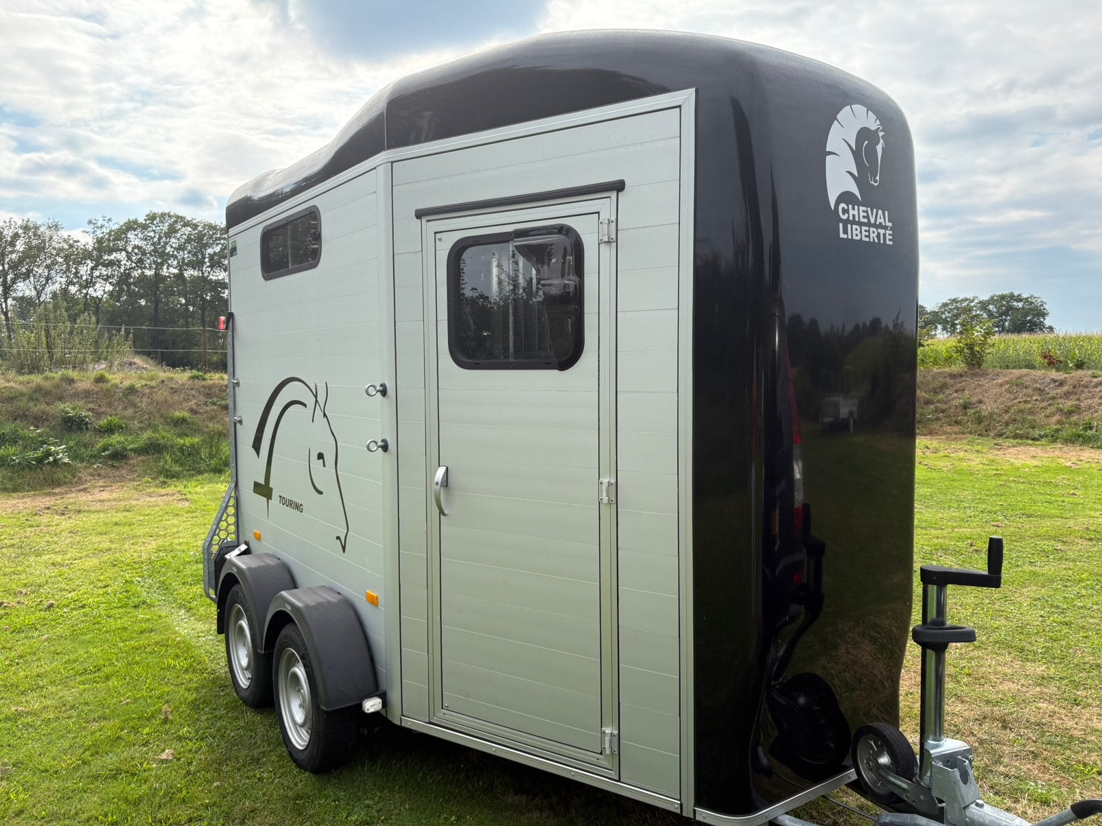 Cheval Liberte XL 2 paards trailer bj 2023, Dieren en Toebehoren, Ophalen, Zo goed als nieuw, Aluminium, 2-paards trailer