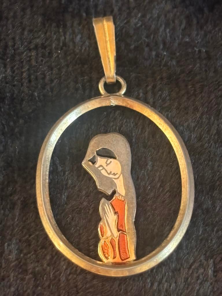 Goudkleurige vintage religieuze hanger, Sieraden, Tassen en Uiterlijk, Kettinghangers, Ophalen of Verzenden, Gebruikt, Goud, Overige materialen