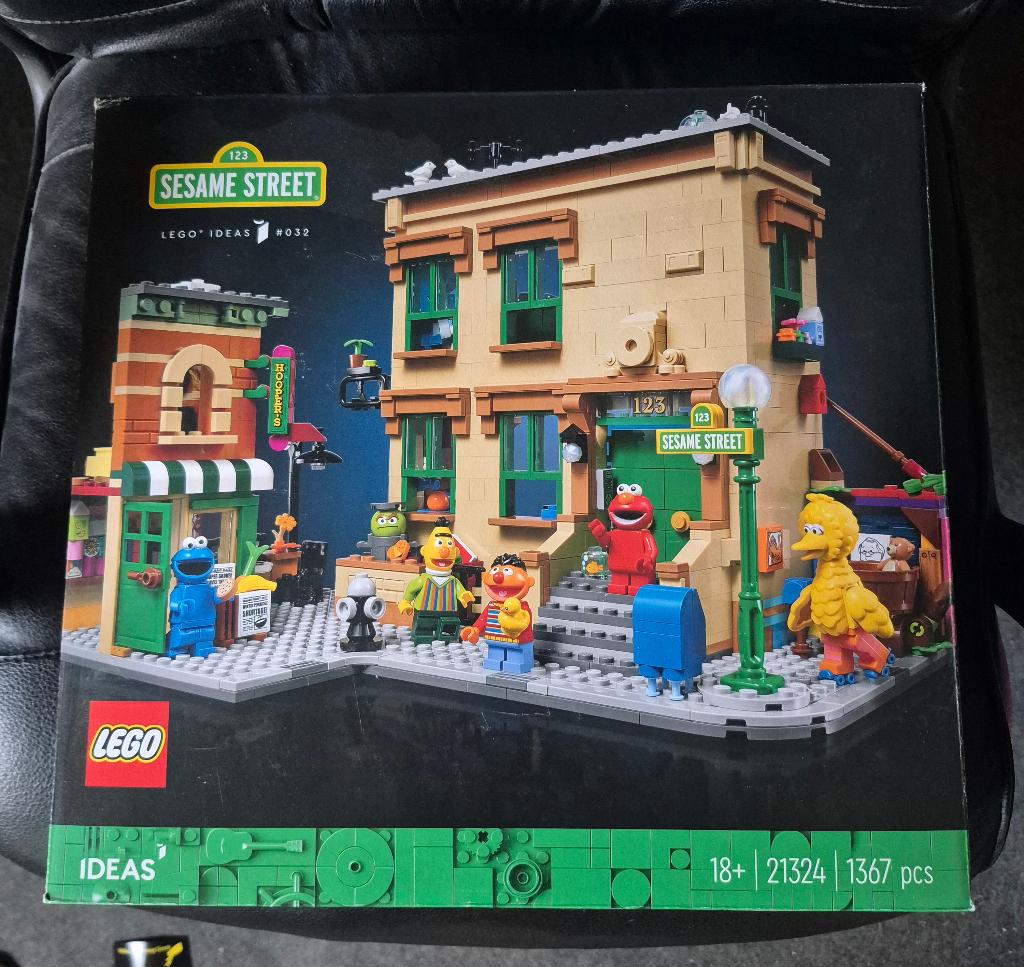 LEGO Ideas 21324 Sesame Street sealed, Lego, Nieuw, Ophalen of Verzenden, Ideas