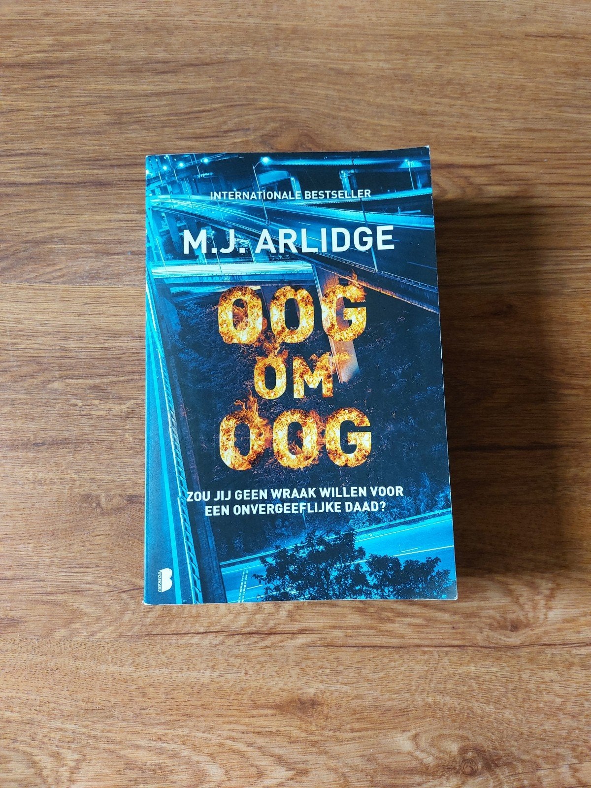 Thriller • M.J. Arlidge - Verkocht!, Boeken, Ophalen of Verzenden, Zo goed als nieuw, M.J. Arlidge