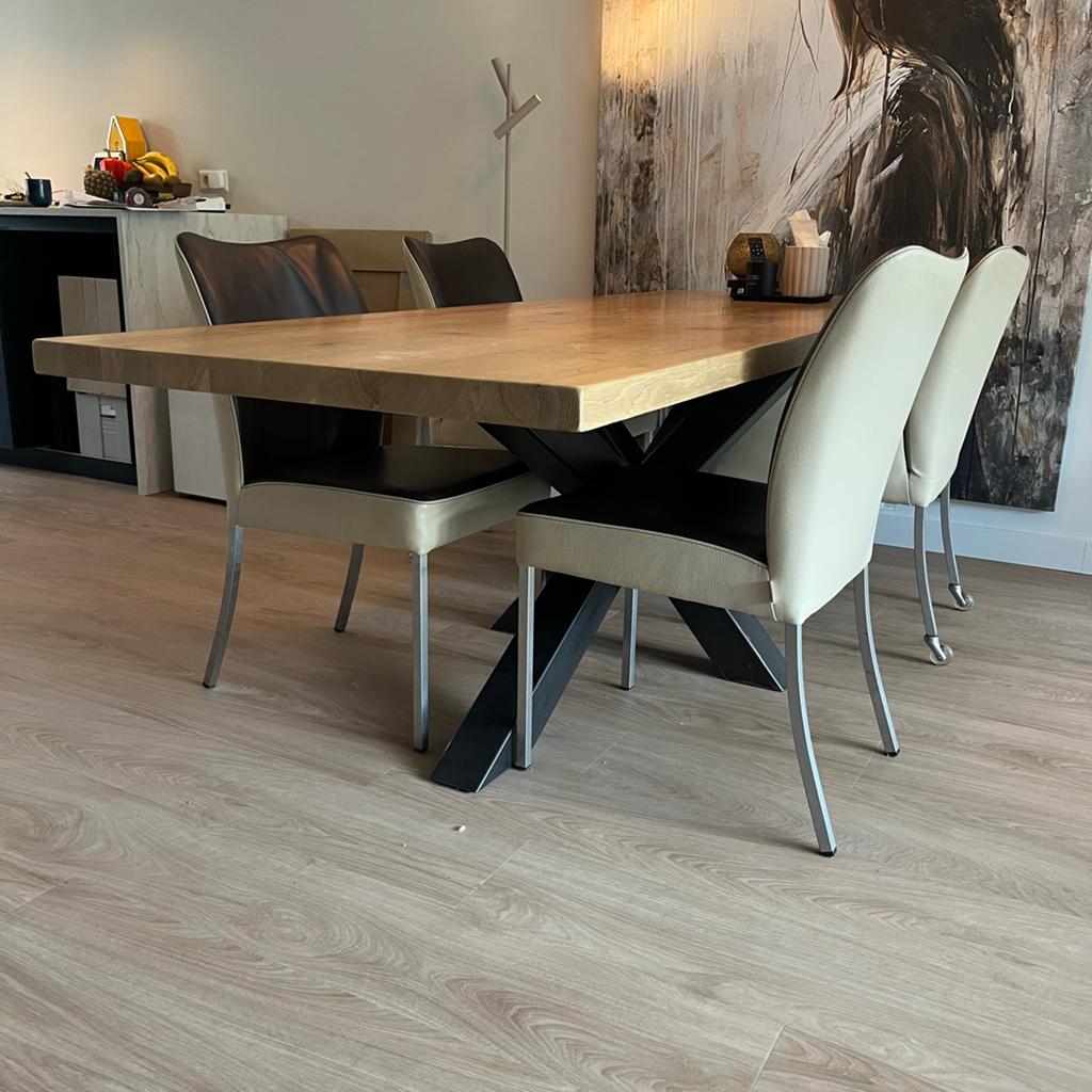 Eetkamerset: Eiken tafel (230x85) met 4 Bert Plantagie stoel, Huis en Inrichting, Tafels | Eettafels, Gebruikt, Eikenhout, 200 cm of meer