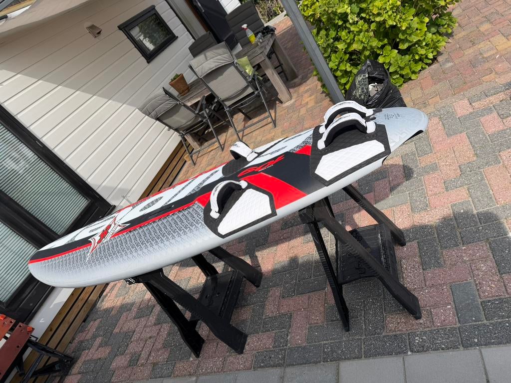 Te Koop JP Supersport Pro 109 ltr, Watersport en Boten, Windsurfen, Ophalen, 250 tot 300 cm, Gebruikt, 7 m² of meer