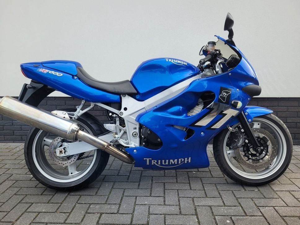 TRIUMPH TT 600, 4 cilinders, Motorrijbewijs A, Bedrijf, Onbekend