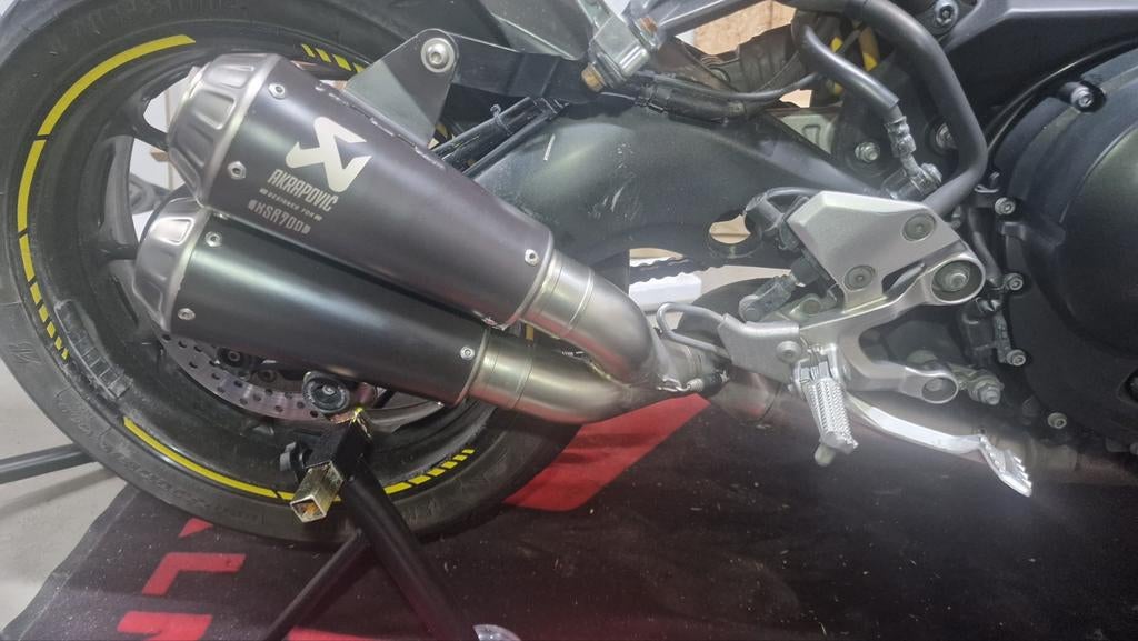 Akrapovic Uitlaat Yamaha XSR900 (full system), Motoren, Onderdelen | Yamaha, Ophalen of Verzenden, Gebruikt