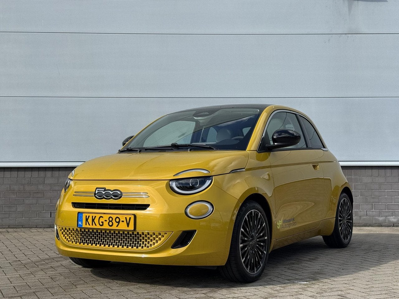 Fiat 500 1.0 Hybrid Torino Launch Edition (bj 2026), 65 pk, Gebruikt, 4 stoelen, LED verlichting