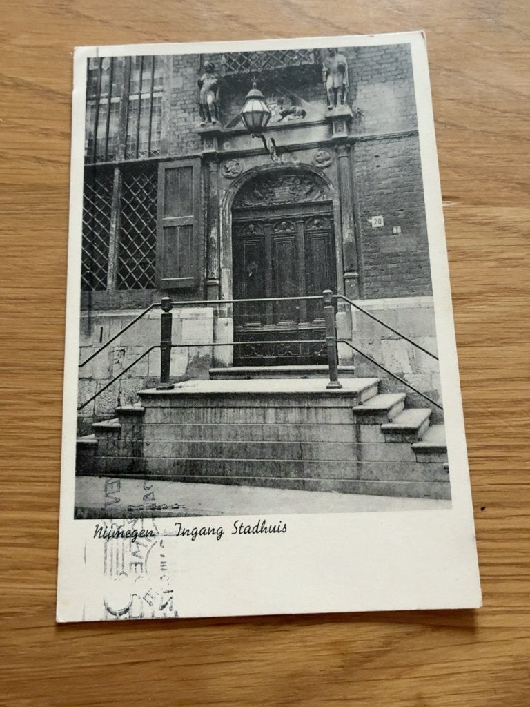 Nijmegen Ingang Stadhuis ansichtkaart 1941 WOII oorlog, Verzenden, 1940 tot 1960, Gelopen, Gelderland