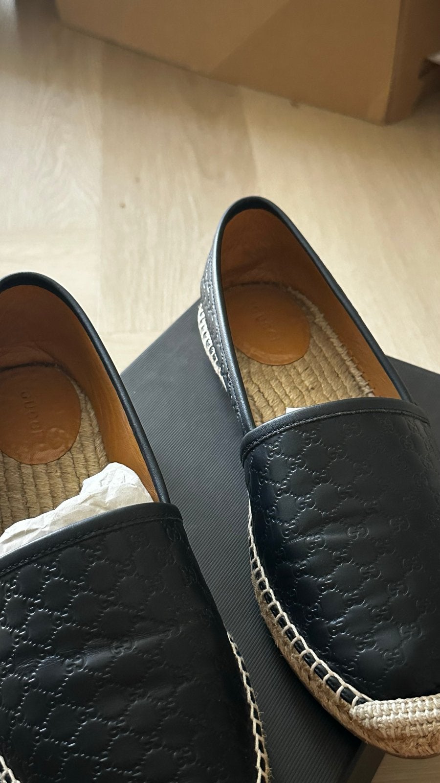Gucci Espadrilles Maat 40 GG Monogram Zwart Leer, Kleding | Dames, Schoenen, Ophalen, Zo goed als nieuw, Zwart, Espadrilles of Moccasins