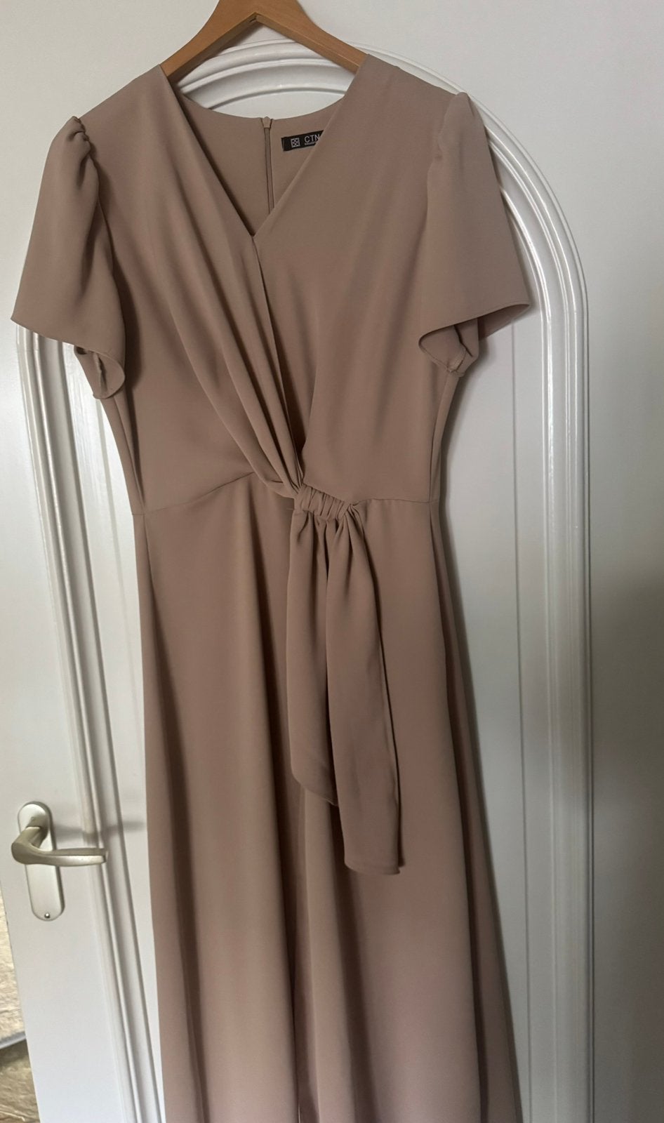 Zandkleurige jurk, Kleding | Dames, Jurken, Beige, Maat 42/44 (L), Ophalen of Verzenden, Gedragen