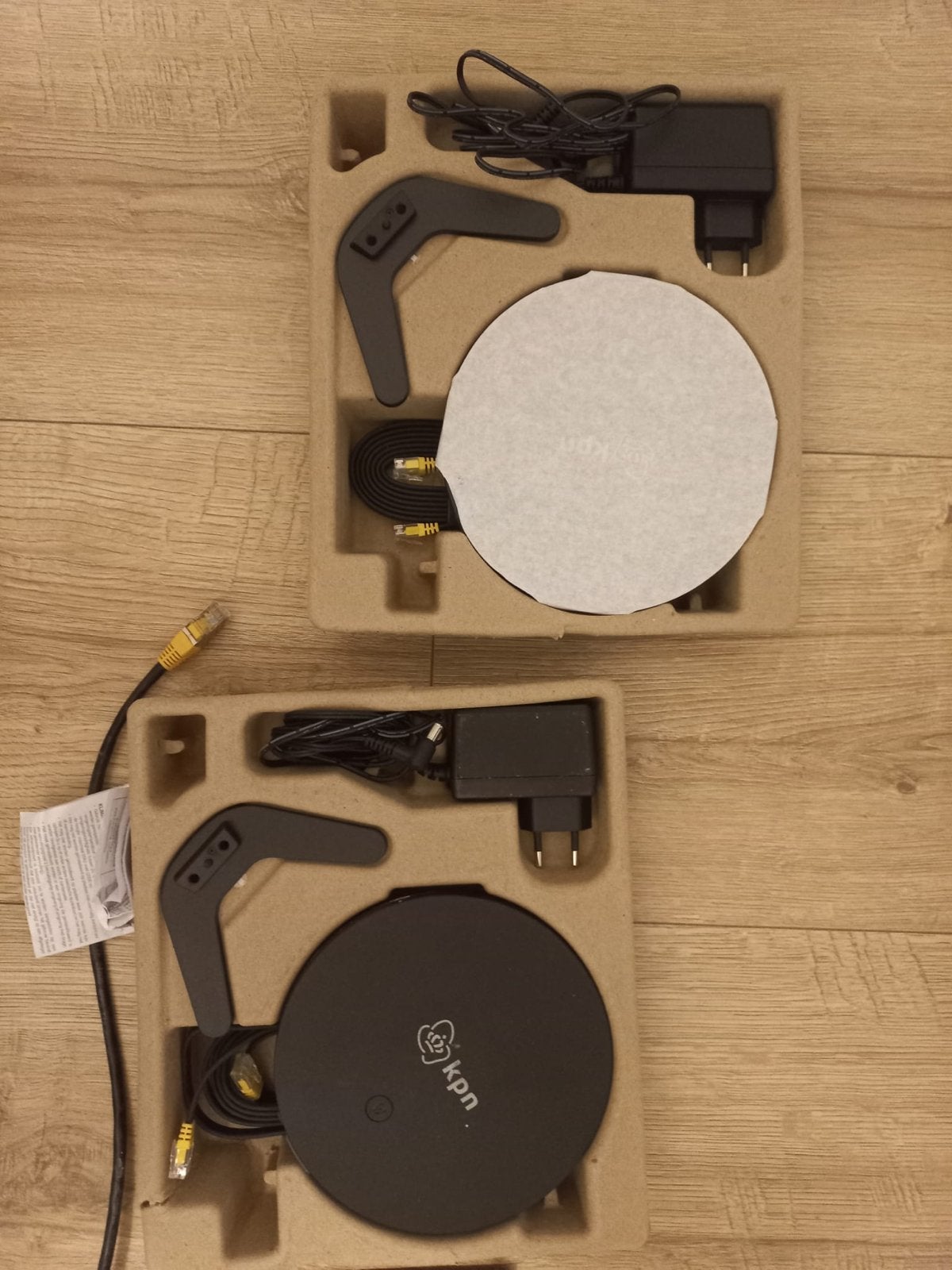 KPN SuperWifi 2 - Set van 2 Wifi Punten, Ophalen, Zo goed als nieuw, Router