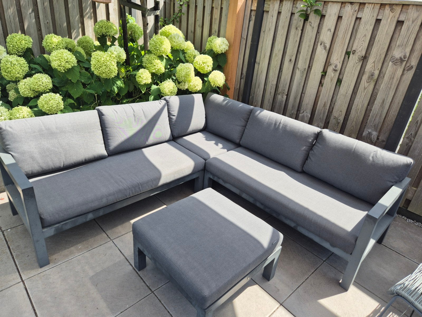 Loungebank set met tafel, Ophalen, 5 zitplaatsen, Gebruikt, Aluminium