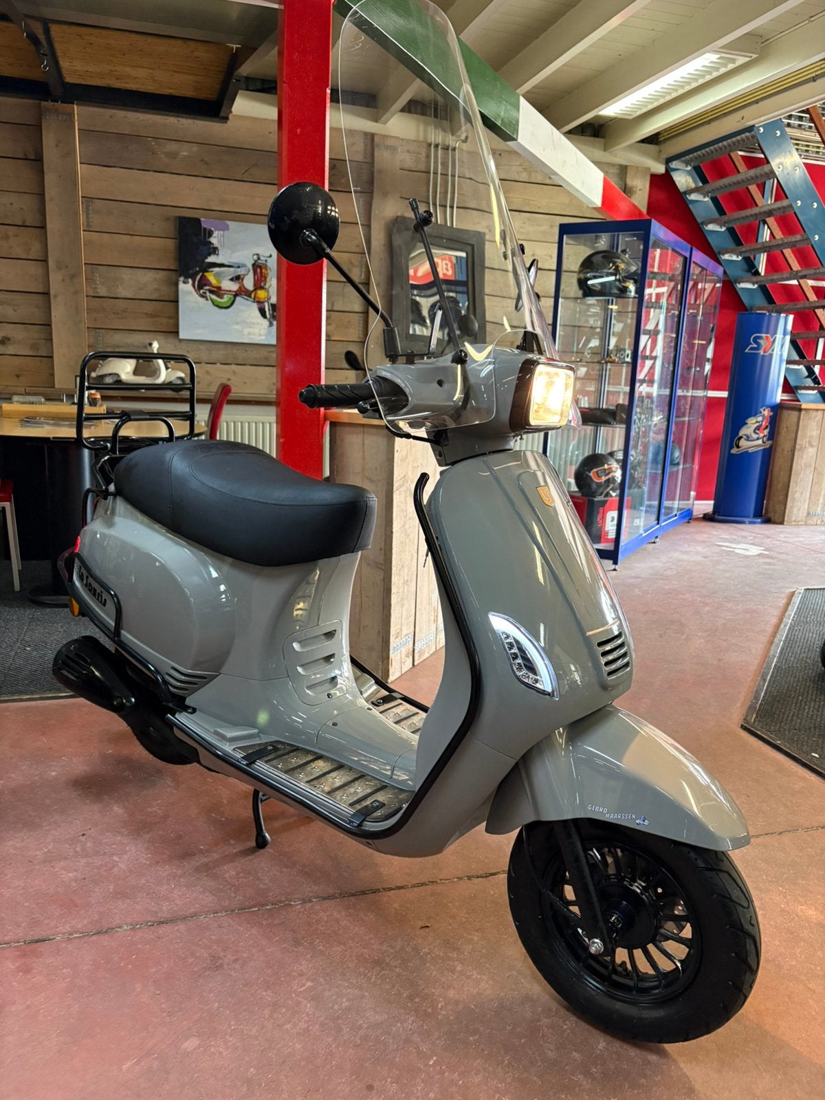 Gebro scooters: La souris sourini 45KM BROM BJ2022 Nardo, Gebruikt, Maximaal 45 km/u, Ophalen of Verzenden, Benzine