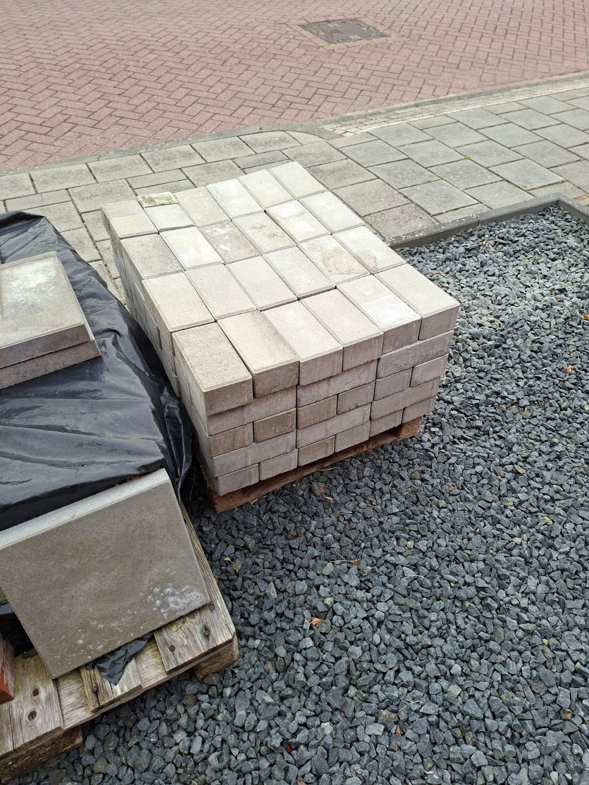 2,6 m2 grijze betonklinkers 7cm dik, Ophalen, Gebruikt, Klinkers, Minder dan 5 m²