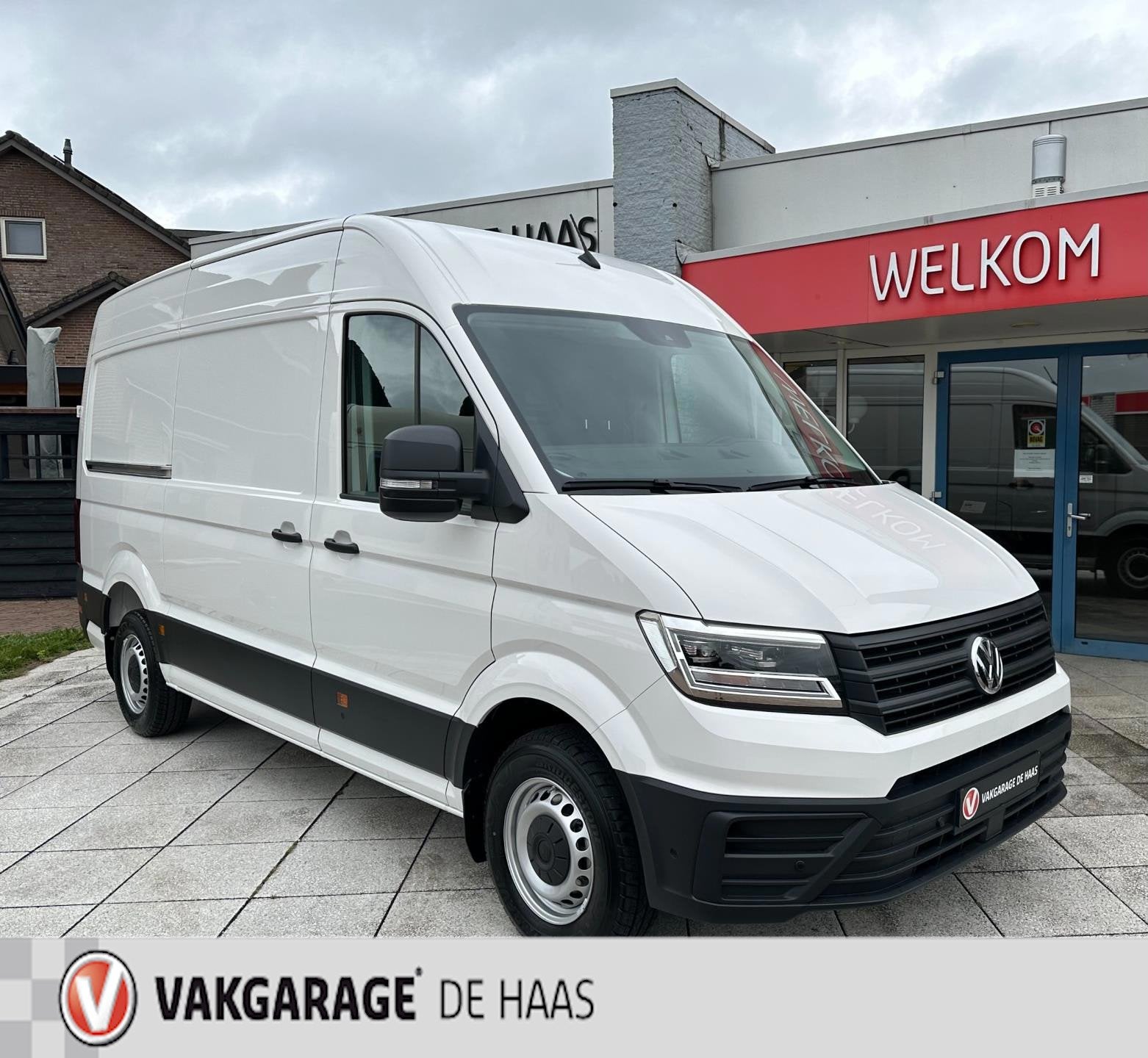 Volkswagen CRAFTER NIEUW! BPM VRIJ! 35 2.0 TDI L3H3 177PK Au, Auto's, 12 maanden, Stof, Euro 6, 4 cilinders