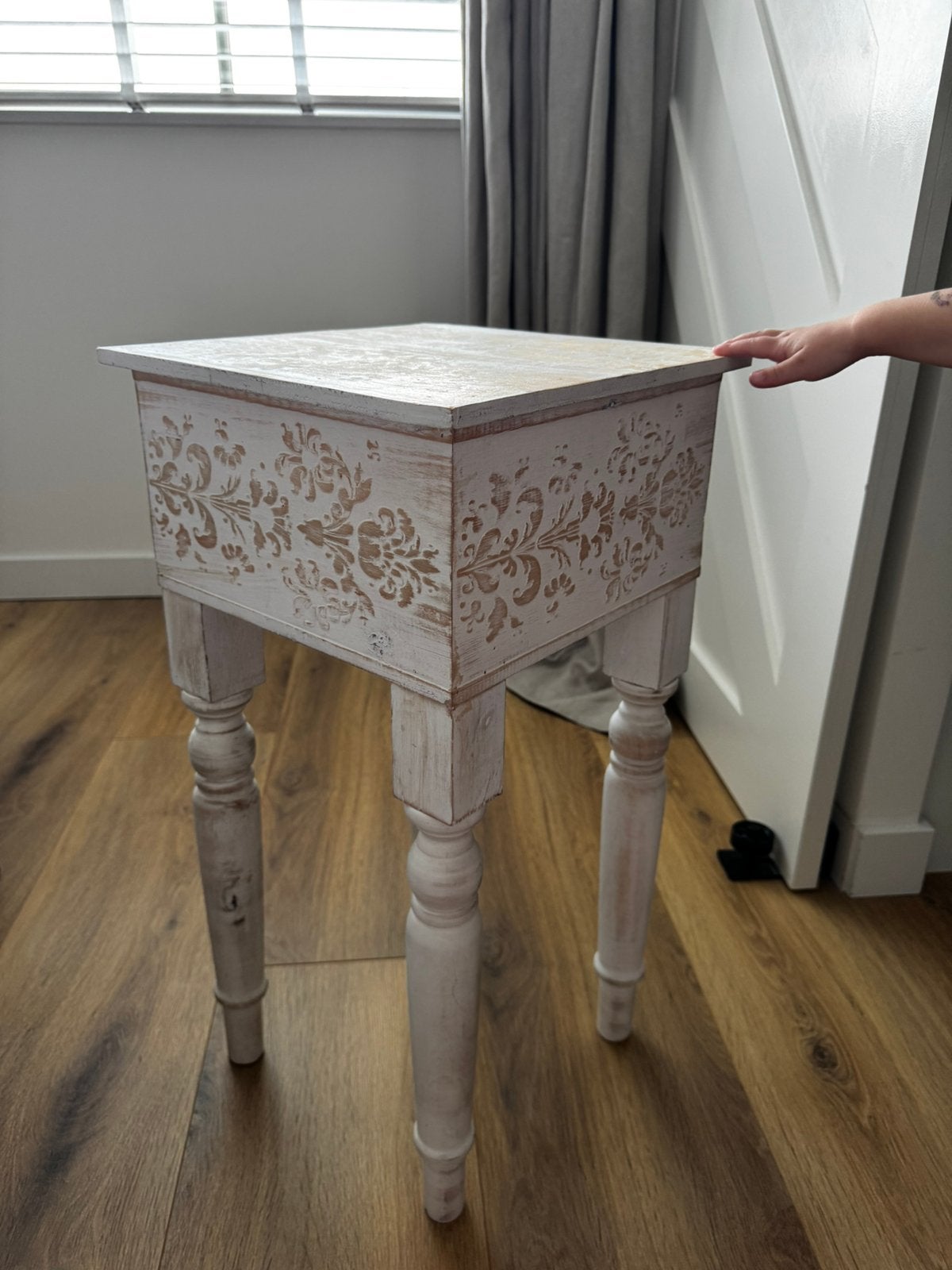 Barok tafeltje 32x32x63 meisjeskamer, Ophalen, Zo goed als nieuw, Rond, Minder dan 55 cm