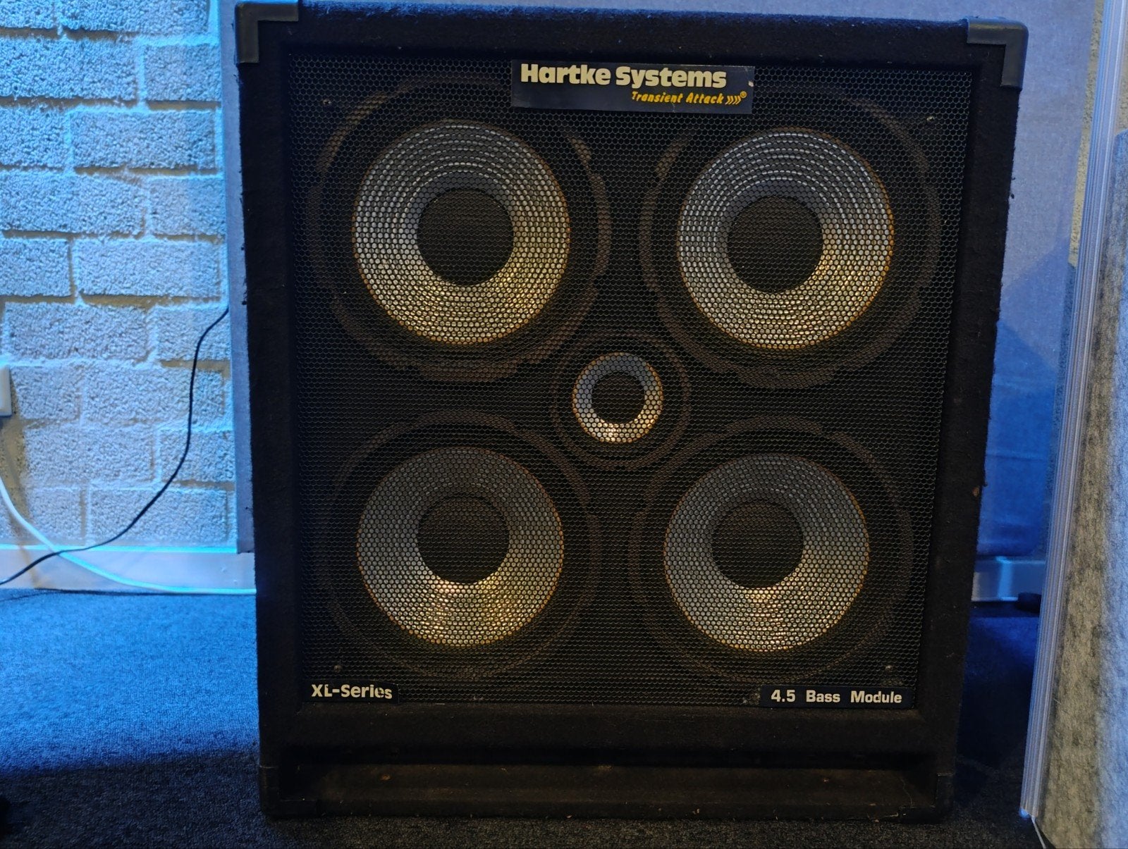 mooie basboxen Hartke. 4 x 10 met tweeter en 15 inch. 4.5, Ophalen, Zo goed als nieuw, 100 watt of meer