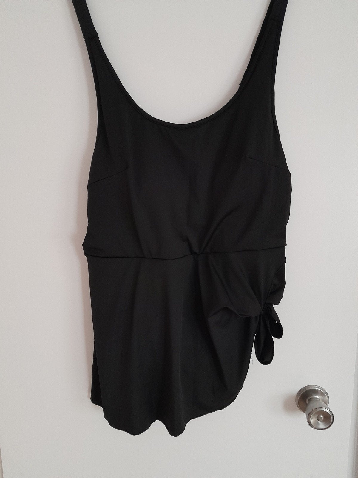 Zwart Badpak met Rokje en Voorgevormde Cups - Maat XL, Kleding | Dames, Badmode en Zwemkleding, Ophalen of Verzenden, Nieuw, Zwart